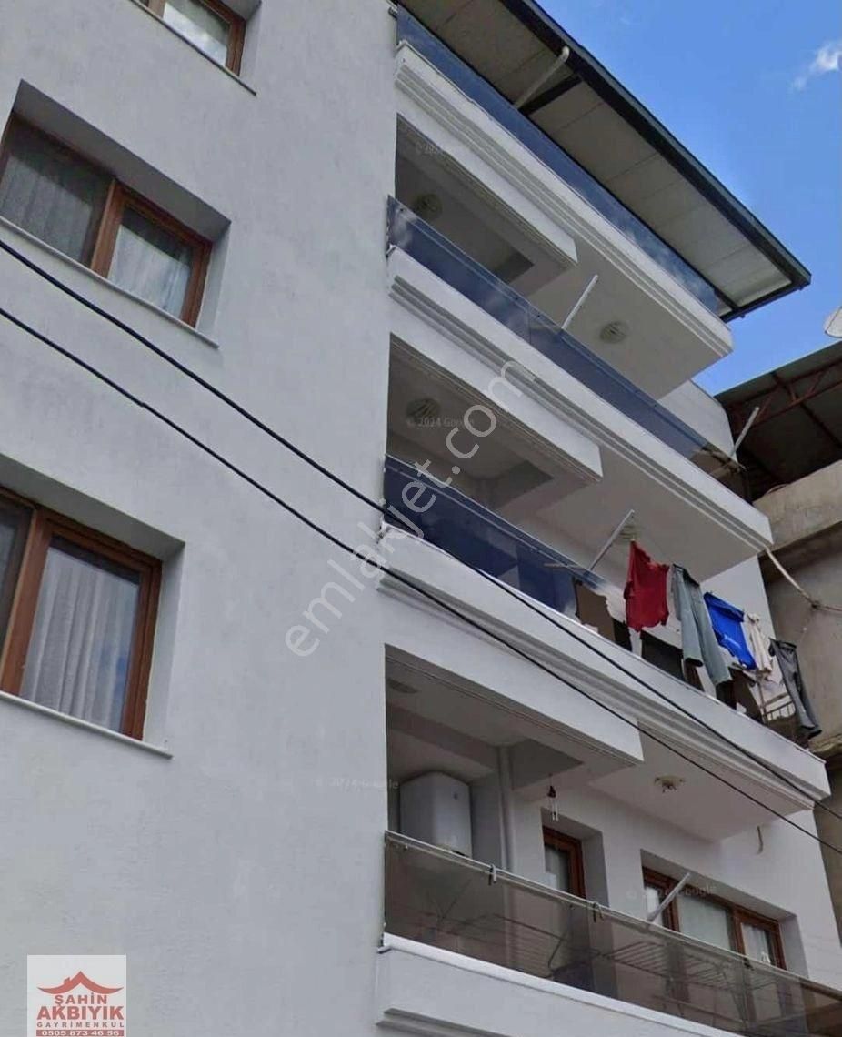 Bayraklı Çardak Meydanı 3+1 140m2 - Görsel 3