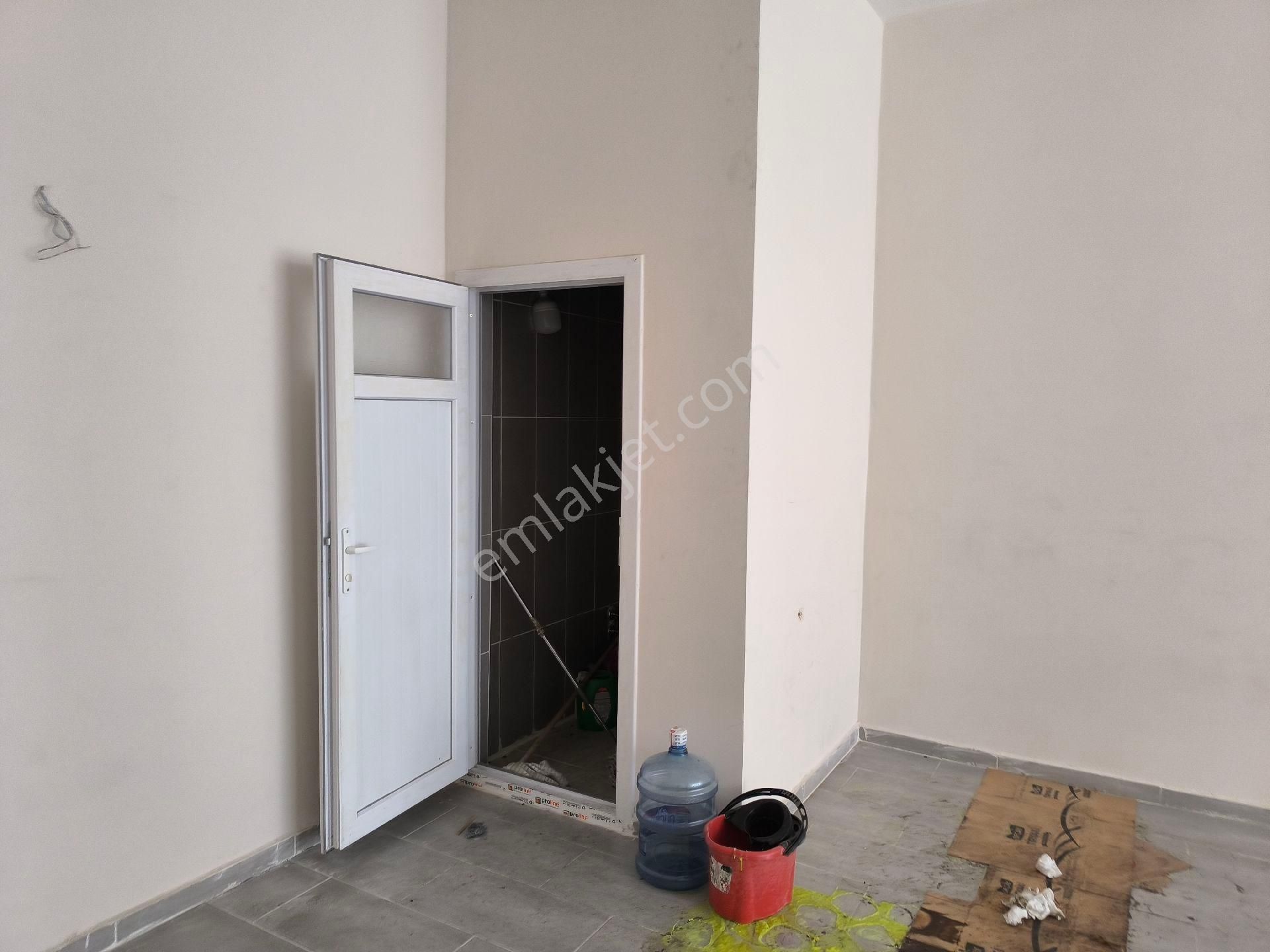 Manisa Yunusemre Muradiye 4 Yıllık 58 M2 Wc'li Dükkan 11.000 Tl - Görsel 20