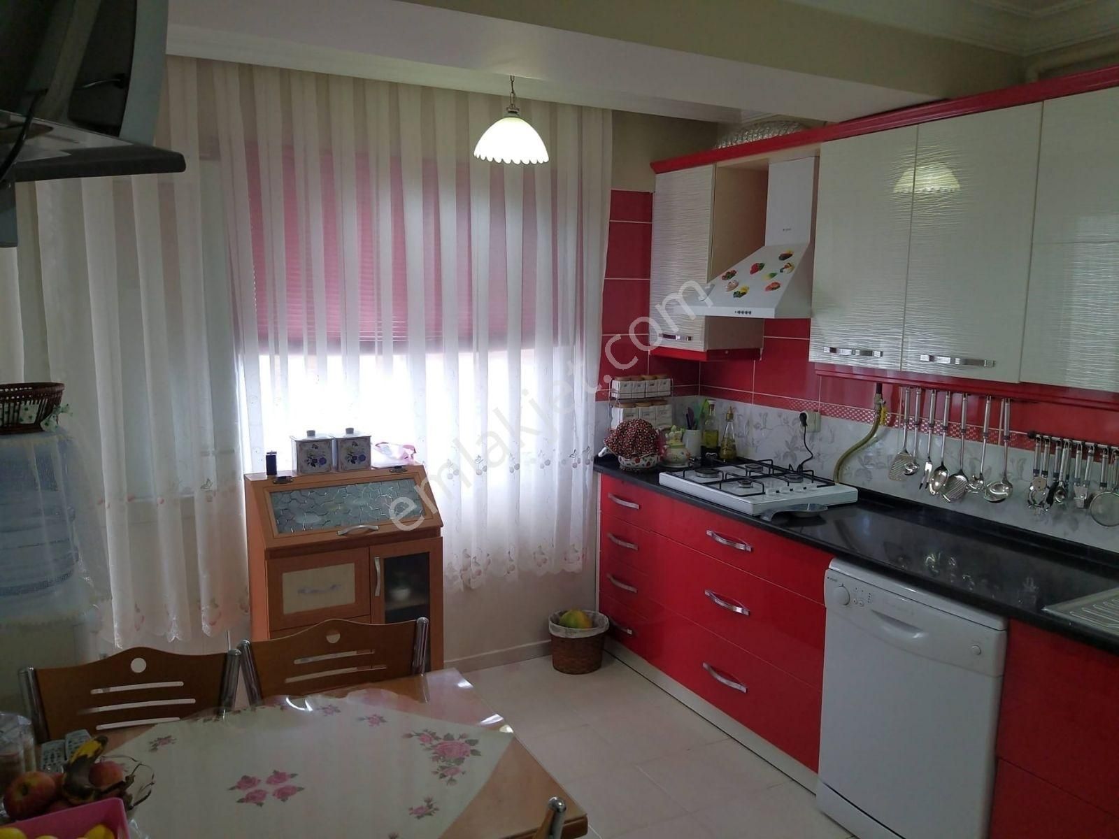 Buket Emlaktan Satılık 4+1 Masrafsız Dubleks Dogalgazlı Teraslı - Görsel 28