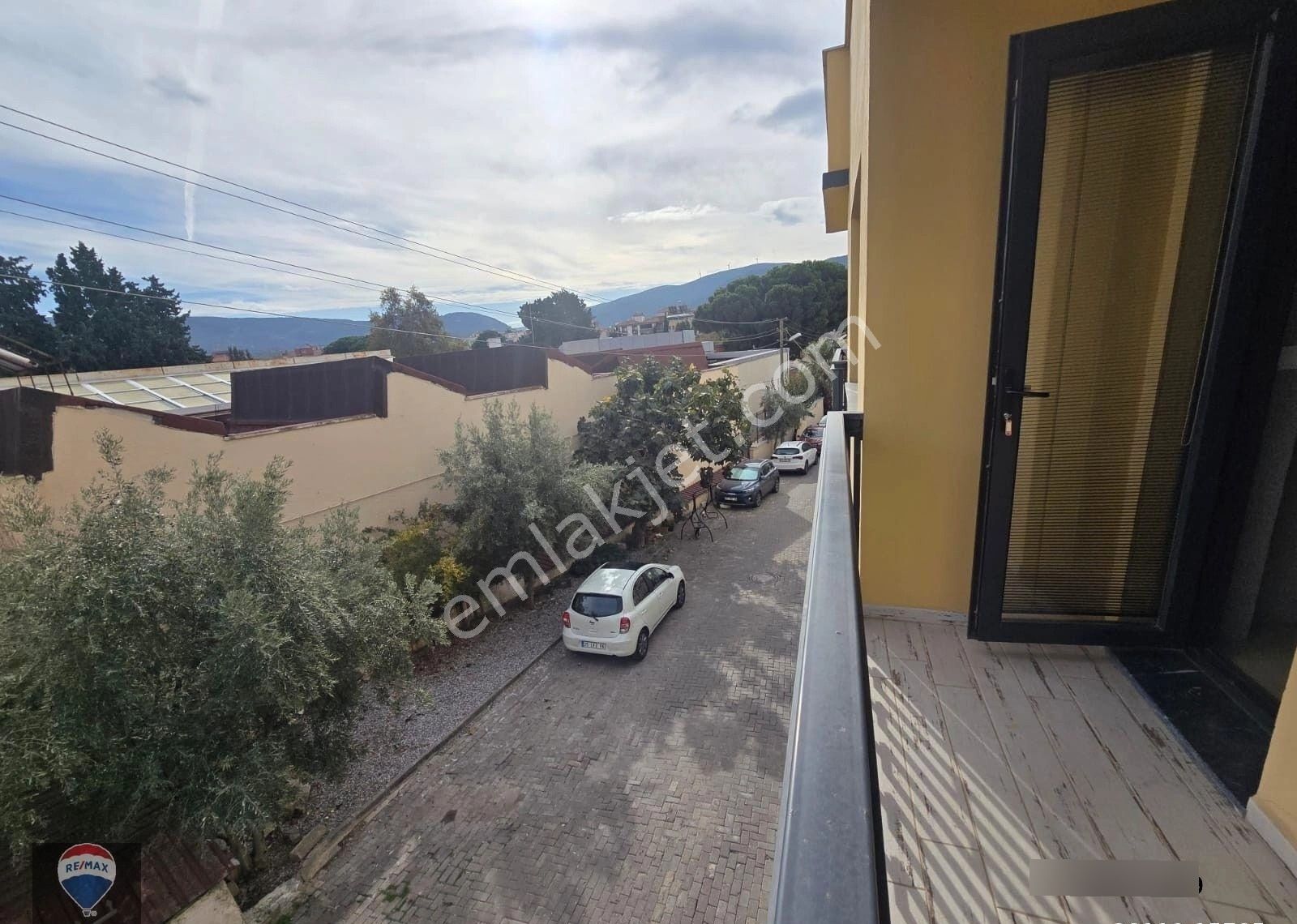 Selçuk Atatürk Mahallesınde Satılık Hostel Kullanımlı Bına - Görsel 3