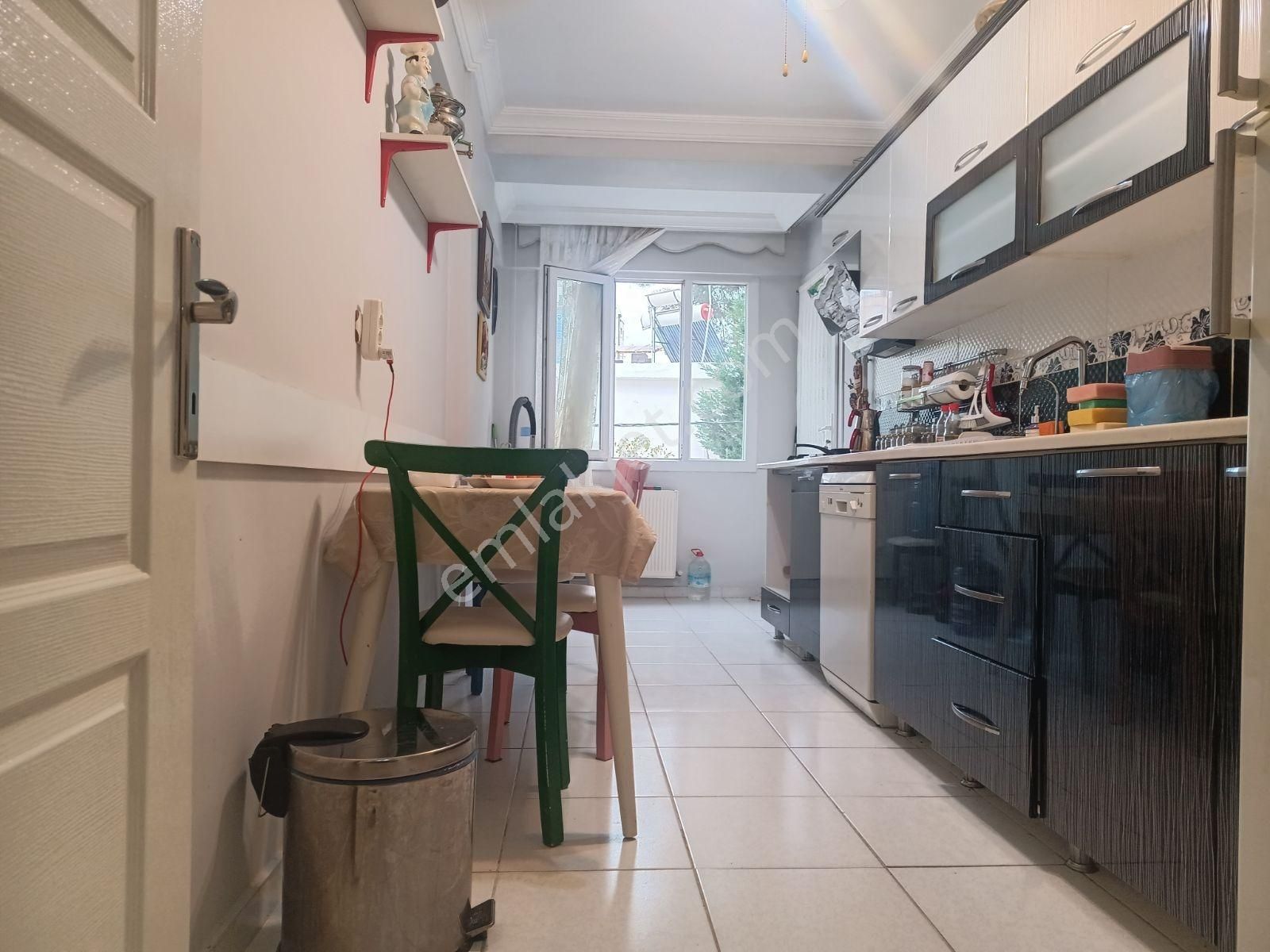 Buket Emlaktan Satılık 2+1 Daire Ara Kat Doğalgazlı Asansörlü - Görsel 13