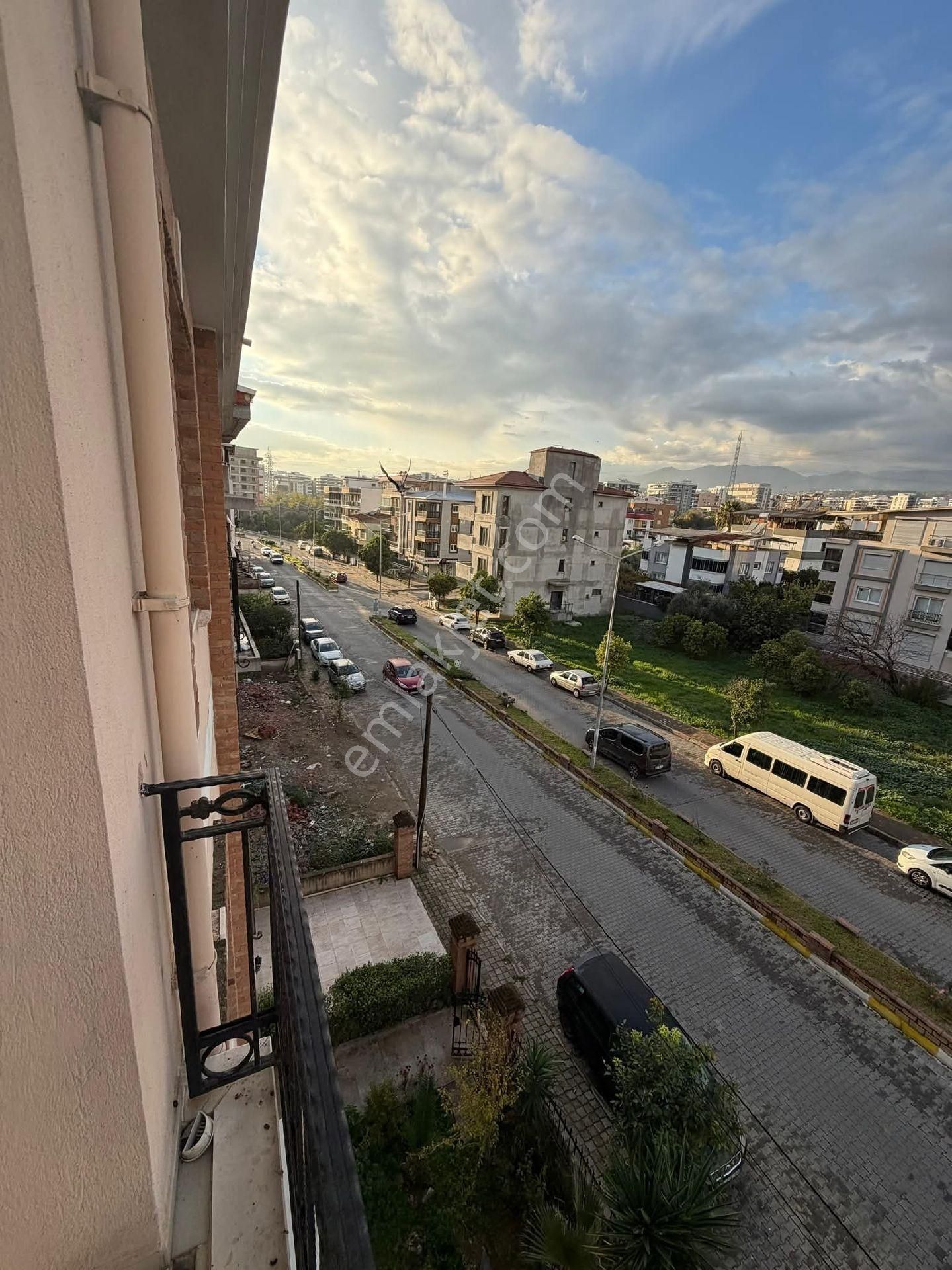 Nazilli Yeni Mahallede Cadde Üzerinde Doğalgazlı Balkonlu 3+1 Daire - Görsel 28