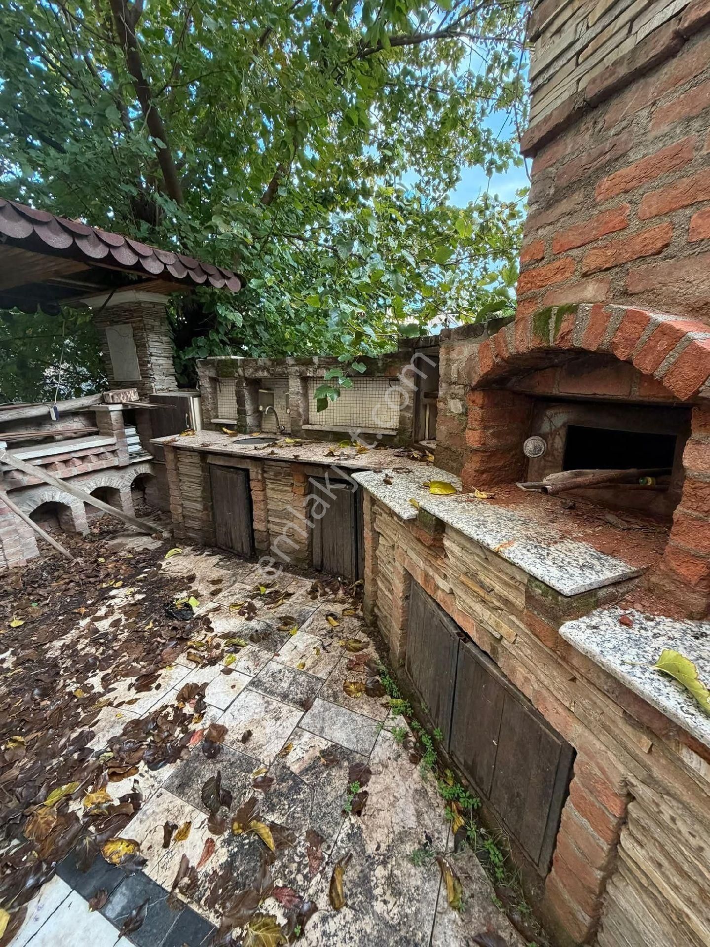 Nazilli Yeni Mahallede Cadde Üzerinde Doğalgazlı Balkonlu 3+1 Daire - Görsel 22