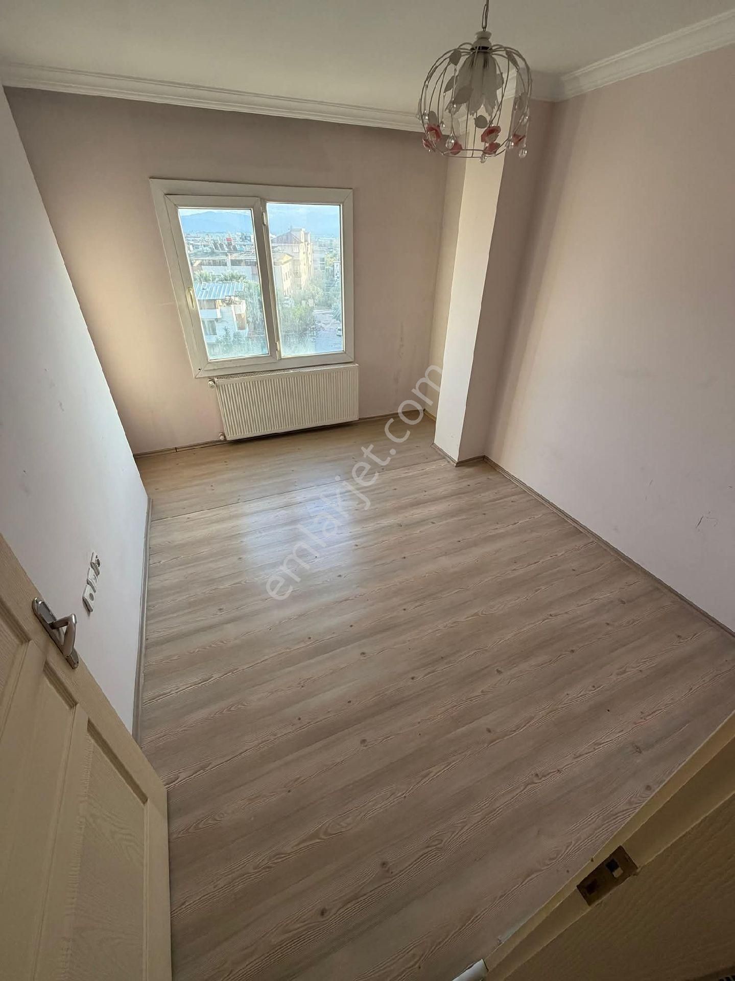 Nazilli Yeni Mahallede Cadde Üzerinde Doğalgazlı Balkonlu 3+1 Daire - Görsel 16