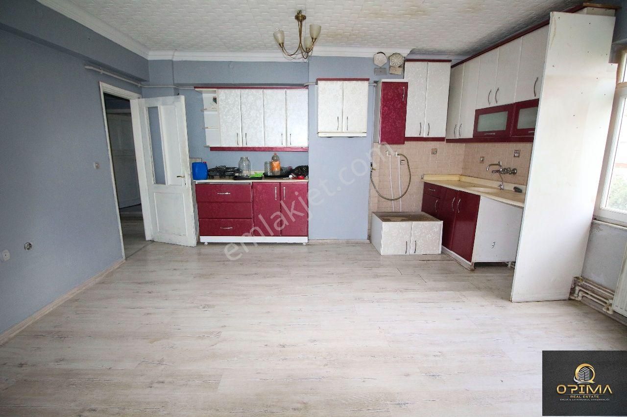 Opıma Emlaktan Atatürkte Kiralık 2+1 Boş Daire - Görsel 6