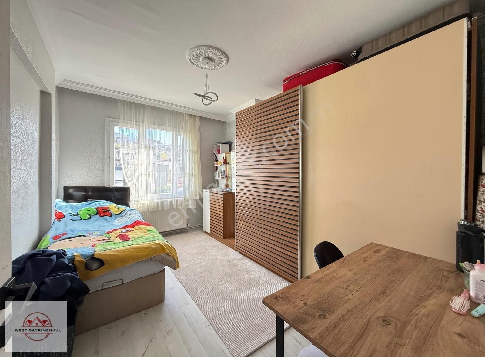 Bayraklıda Cd Üzeri Satılık 150m² Full Tadilatlı 3+1 Daire - Görsel 15