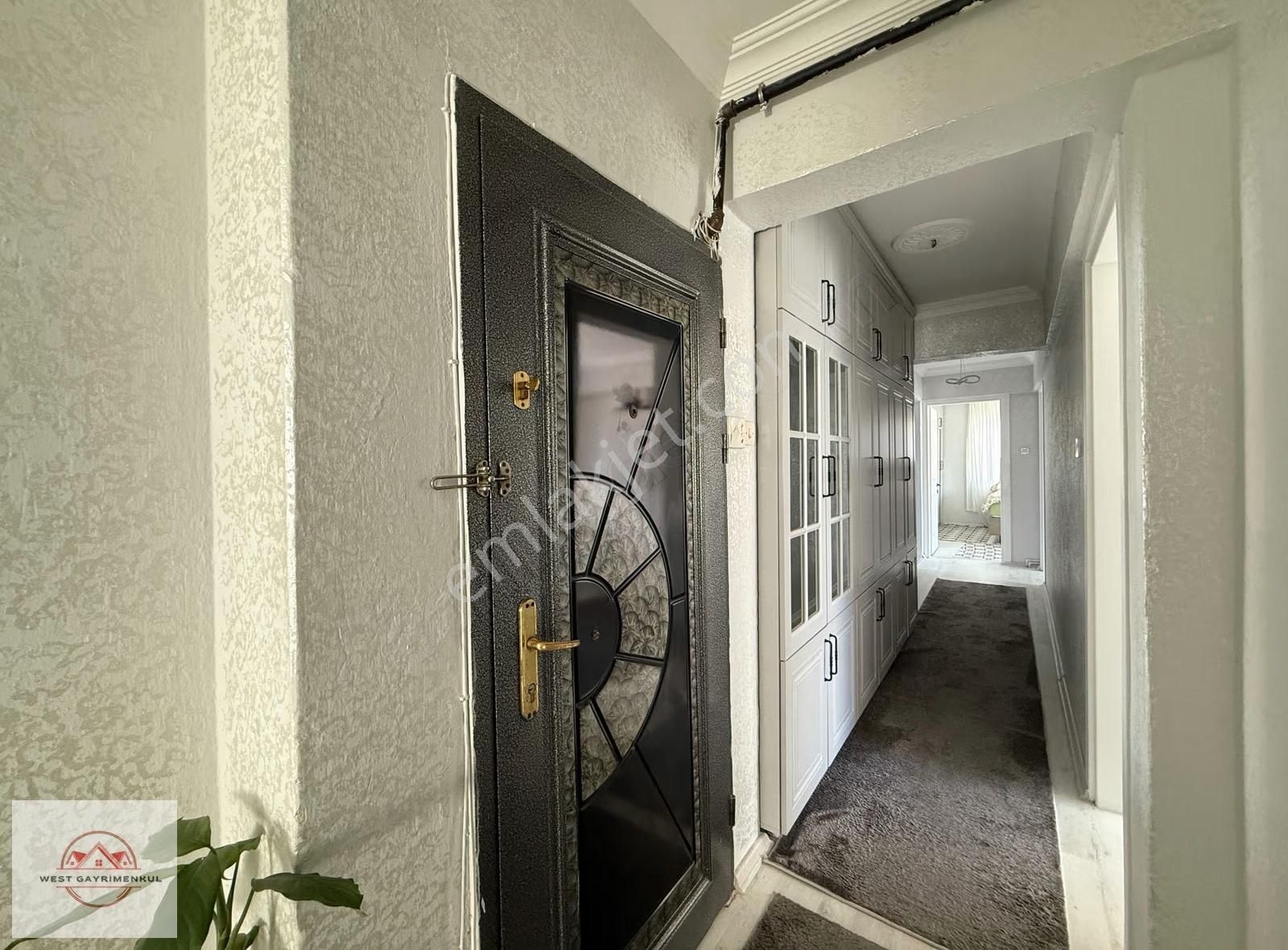 Bayraklıda Cd Üzeri Satılık 150m² Full Tadilatlı 3+1 Daire - Görsel 10