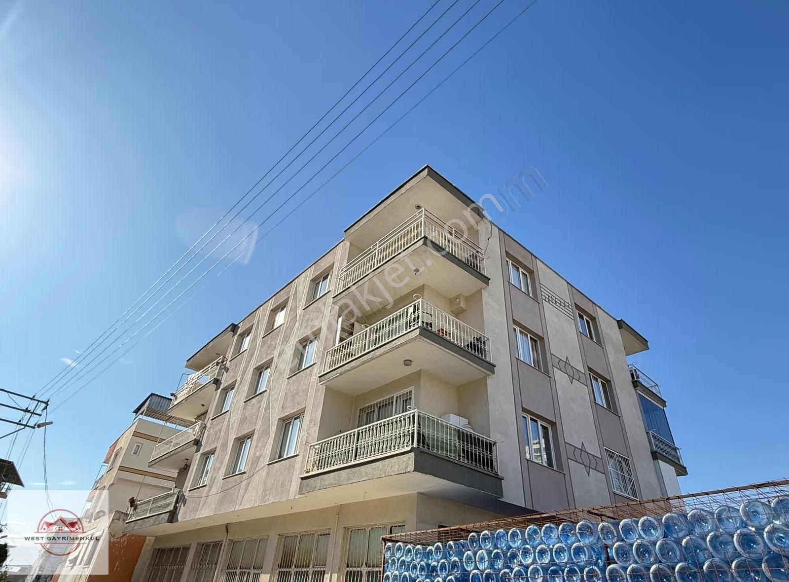Bayraklıda Cd Üzeri Satılık 150m² Full Tadilatlı 3+1 Daire - Görsel 20