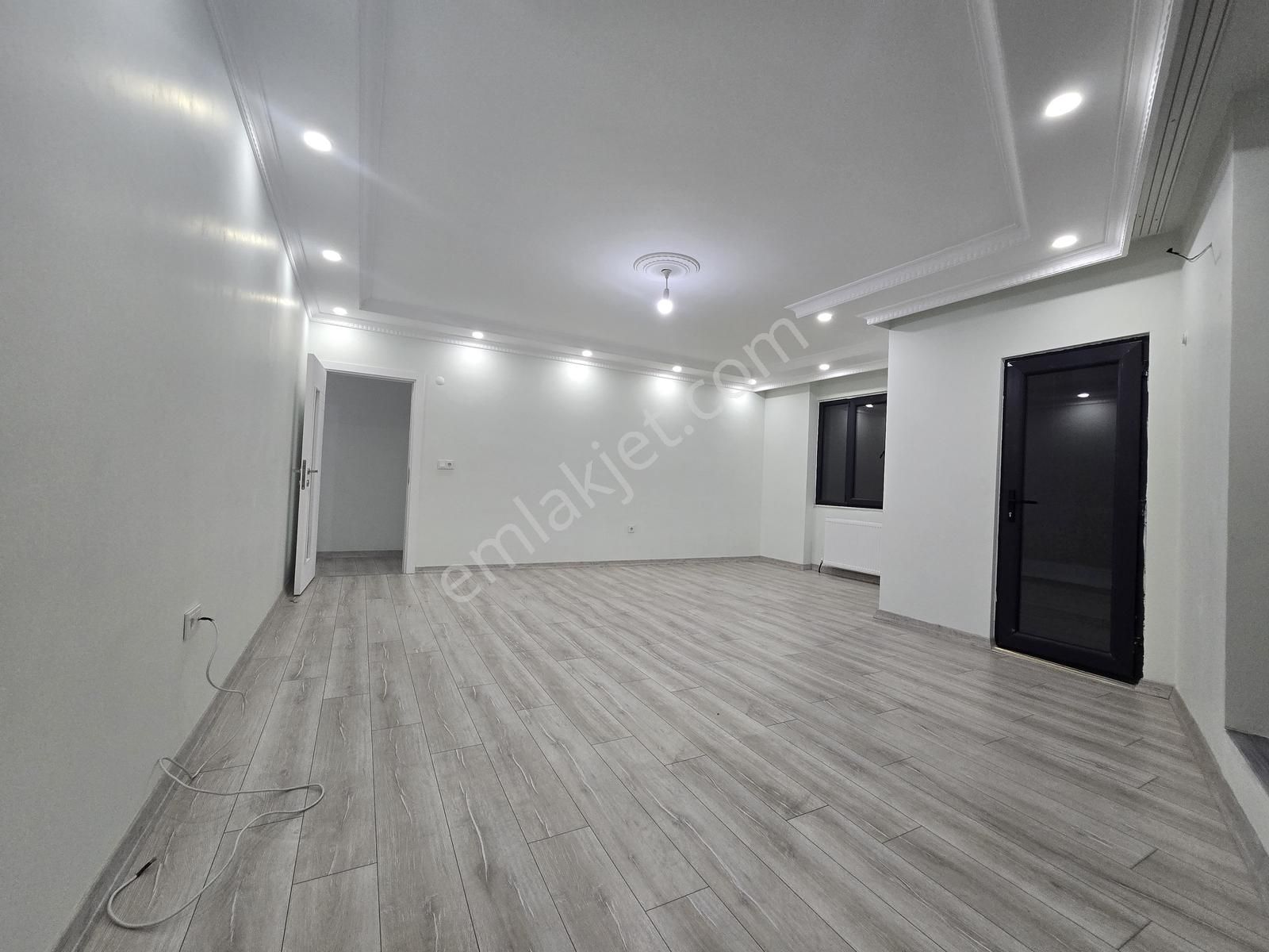 Pusula İnş.tan 50 Yıl Mah Cadde Uzerinde 120m2 2kat Daire - Görsel 33
