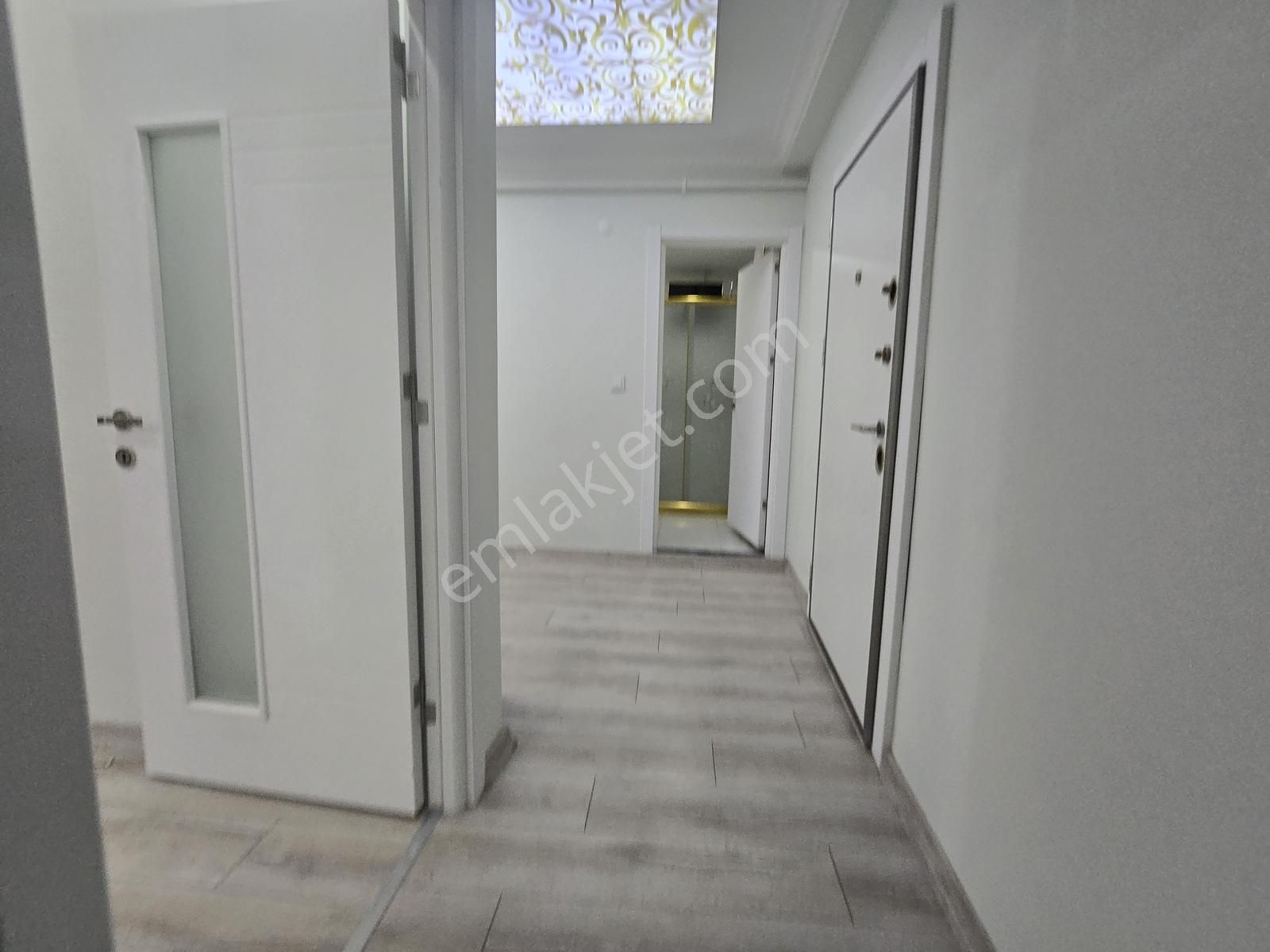 Pusula İnş.tan 50 Yıl Mah Cadde Uzerinde 120m2 2kat Daire - Görsel 16