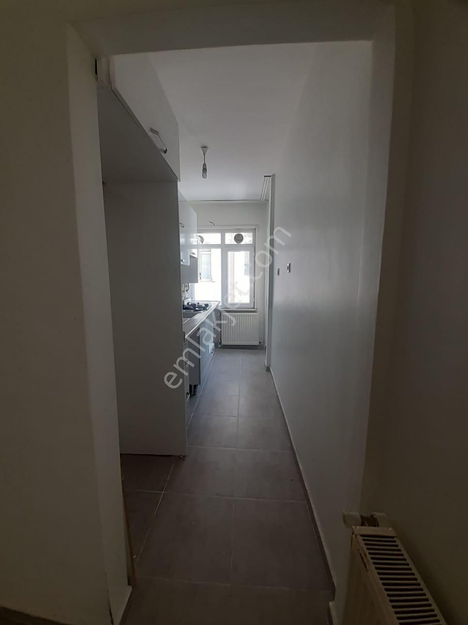 Avcılar Üniversite Mahallesi Metrobüse Yakın Satılık 1+1 Daire - Görsel 5