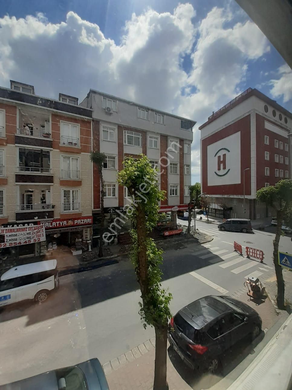 Avcılar Üniversite Mahallesi Metrobüse Yakın Satılık 1+1 Daire