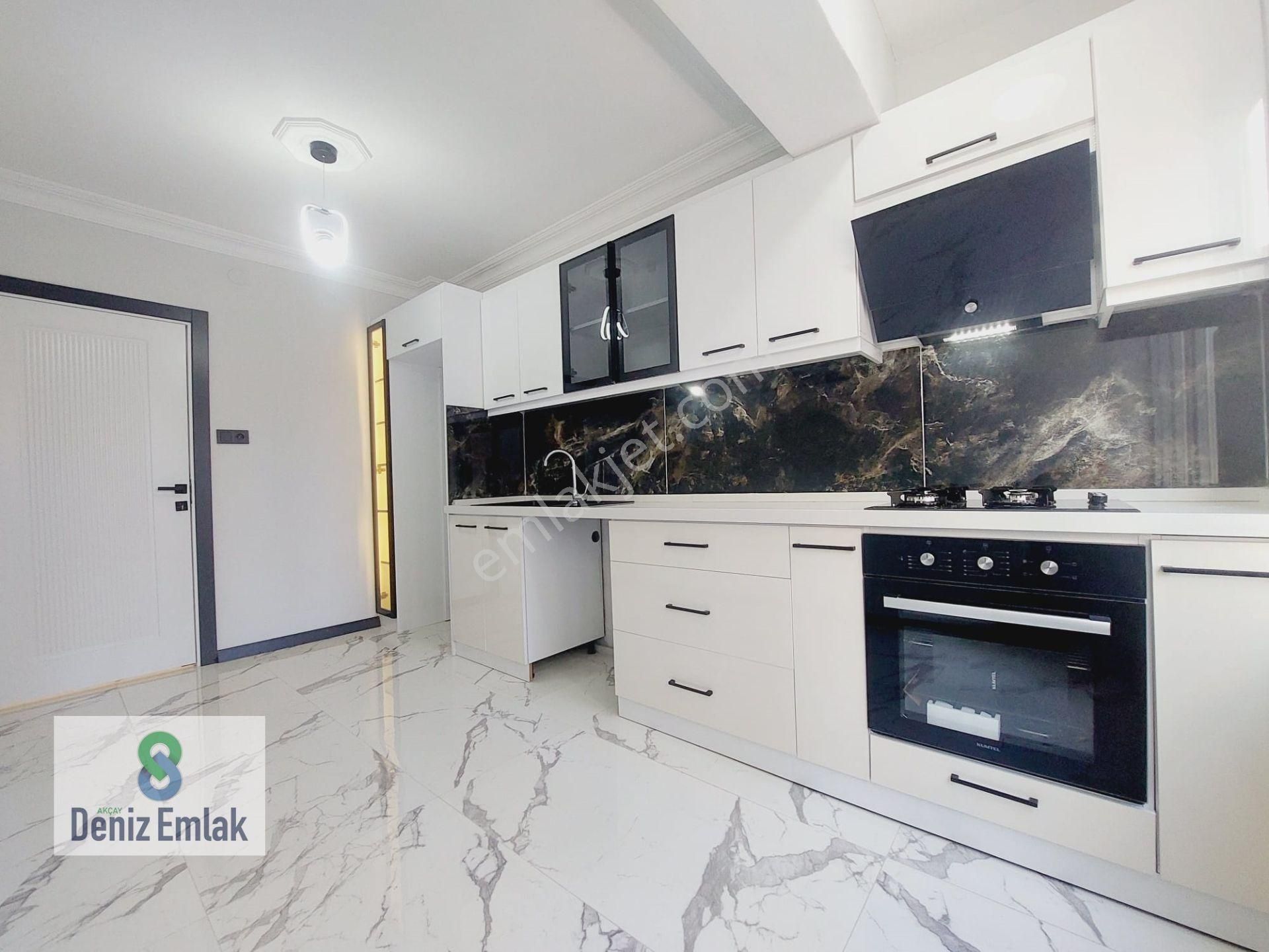 Denizden Akçay Sarıkızda Arakat Masrafsız Satılık 2+1 Daire. - Görsel 8