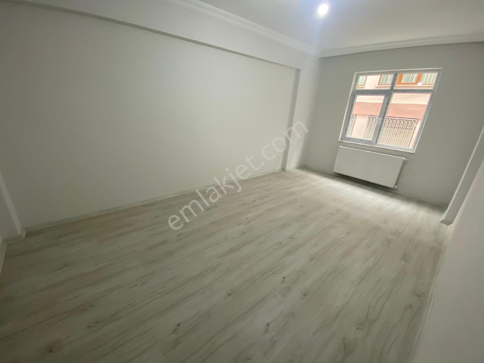 Furkan Emlaktan Çiftlik Mh. 3+1 130m2 Yüksek Giriş 3 Balkonlu İçi Full Yapılı Satılık Fırsat Daire - Görsel 3