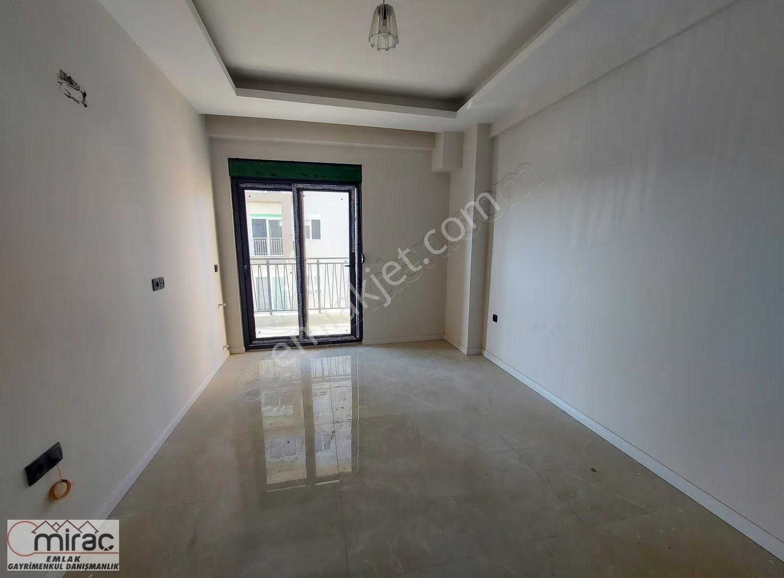 Üniversiteye Yakın 1+1 Arakat Asansörlü Sıfır Daire - Görsel 12