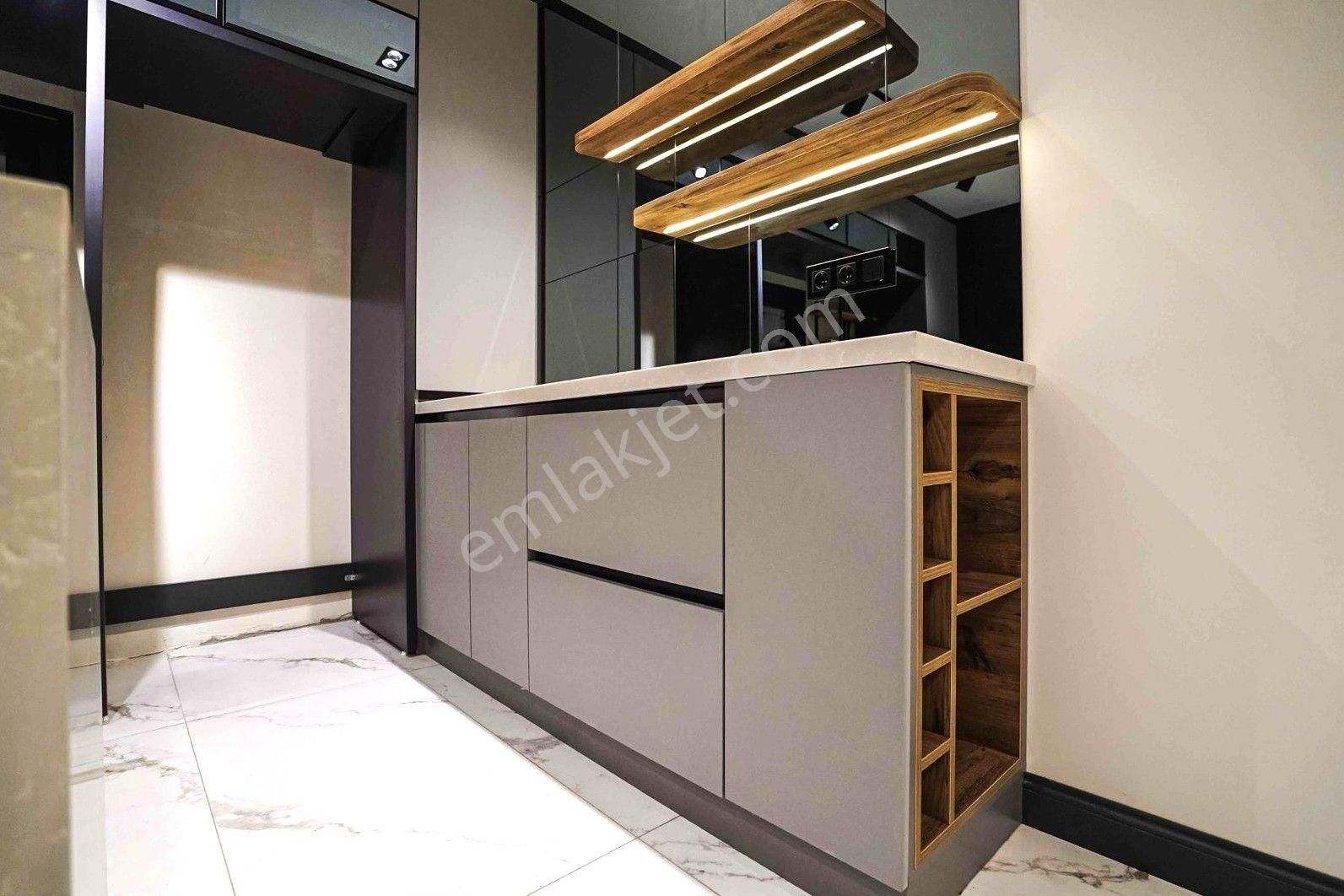 Kusadası'nda Lüksün Zirvesi 500m2 Arsa 135m2 Taban Oturumu 270m2 Yaşam Alanı Ultra Modern Villa - Görsel 14