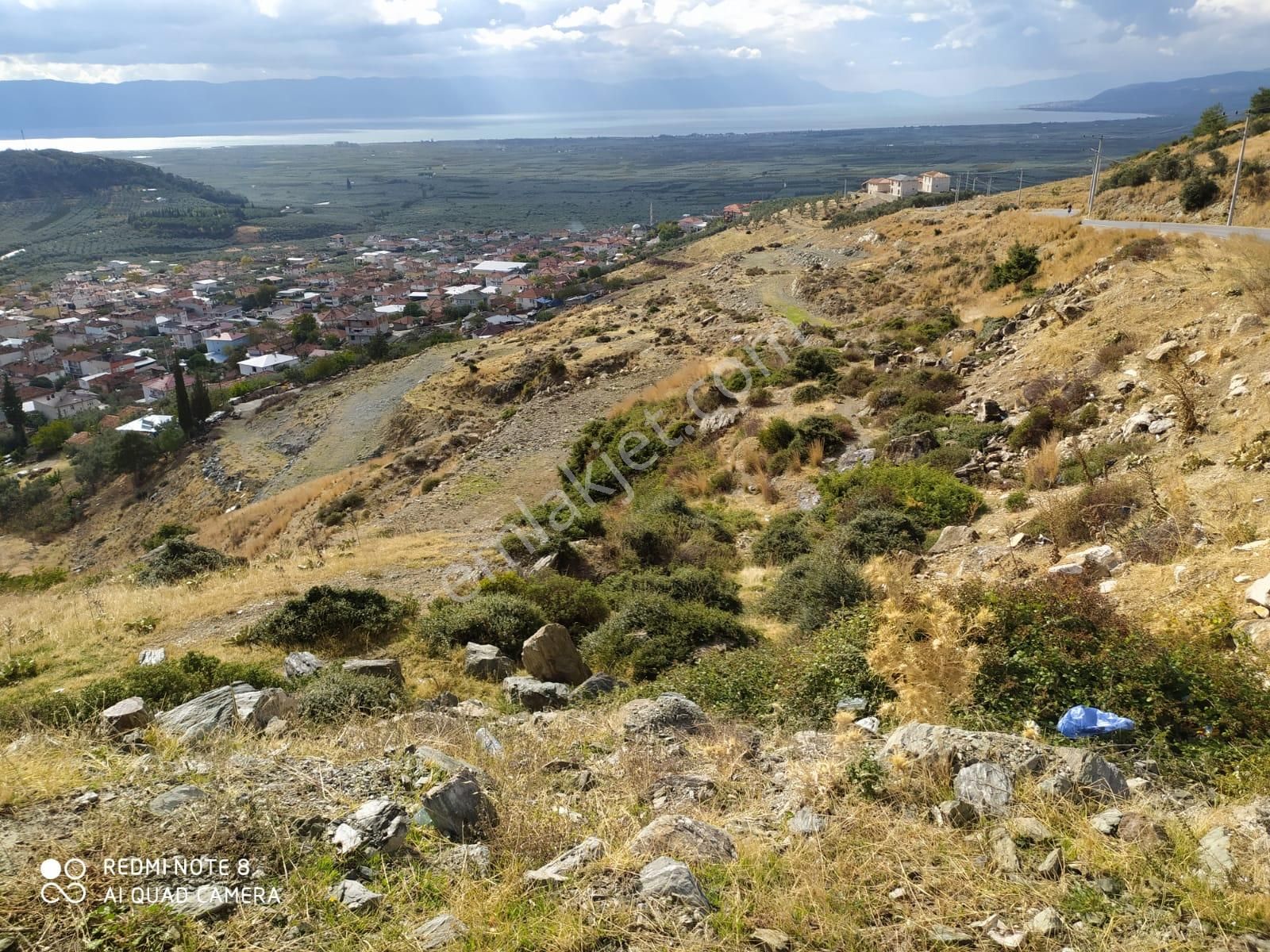 İznik Gölü Manzaralı, Ana Yol Üzerinde, Şerefiyeli Projeli Arsa - Görsel 4
