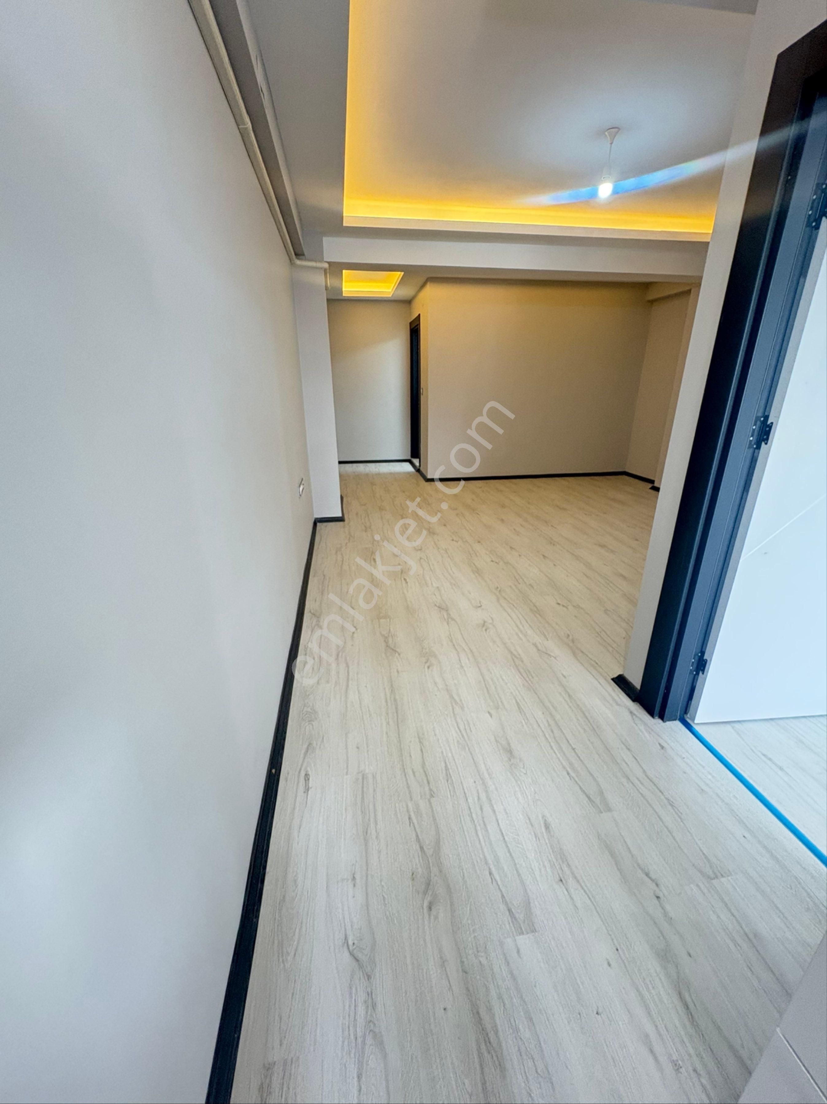 Çarşıda Arakat Asansörlü Otoparklıteraslı Sıfır Satılık 1+1 Daire - Görsel 8