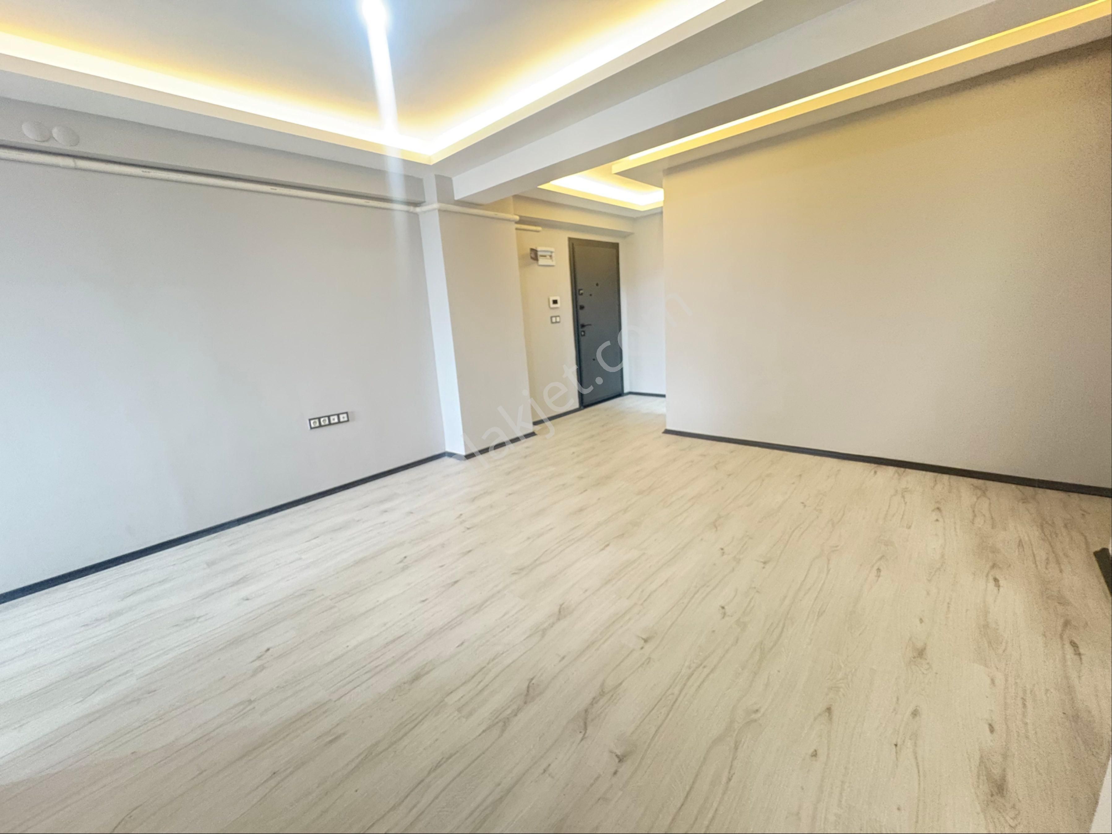 Çarşıda Arakat Asansörlü Otoparklıteraslı Sıfır Satılık 1+1 Daire - Görsel 20