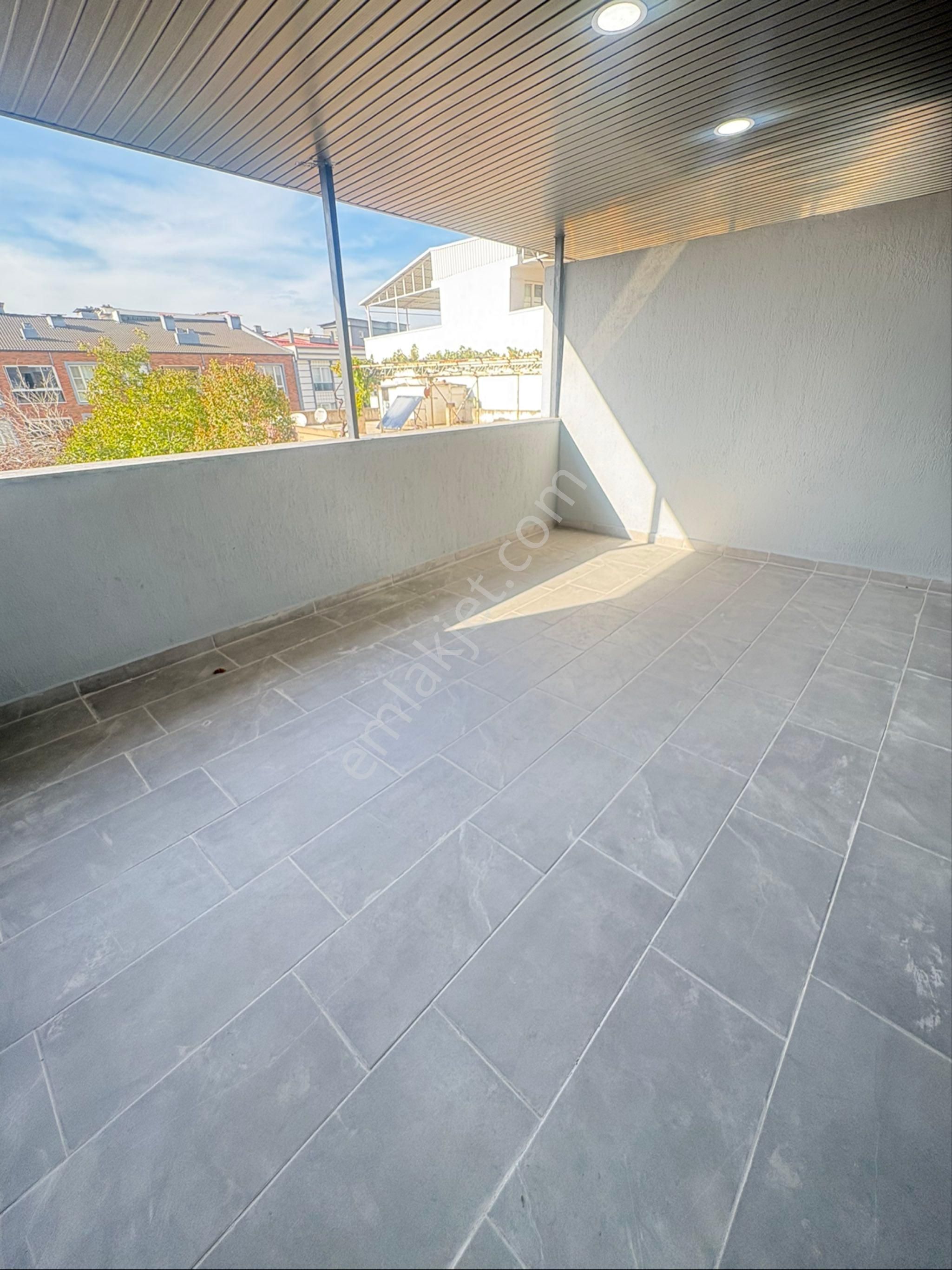 Çarşıda Arakat Asansörlü Otoparklıteraslı Sıfır Satılık 1+1 Daire - Görsel 16