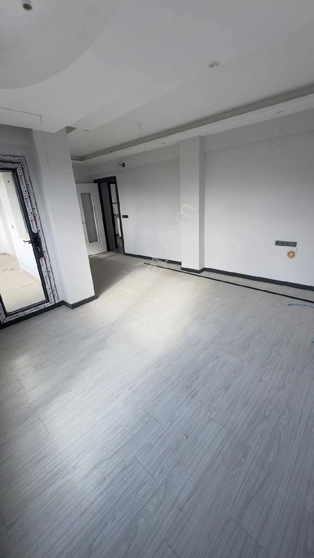 Aydın Nazilli Pınarbaşı Mahallesi'nde 120 M2 Yerden Isıtma 3 Katlı Binanın 1. Katı satılık Daire - Görsel 9