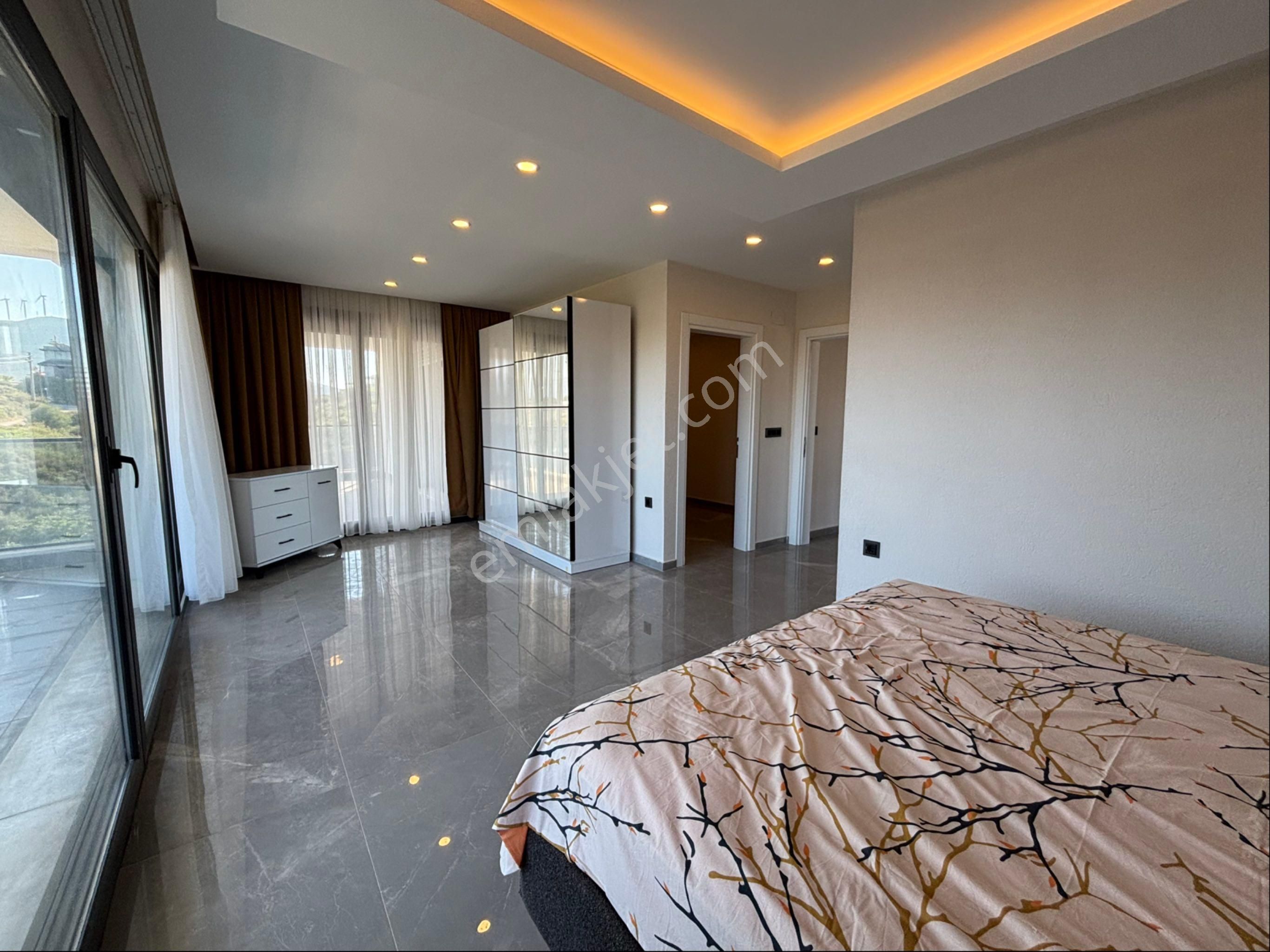 Didim Yeşiltepede Satılık 5+1 Tam Müstakil Villa - Görsel 24