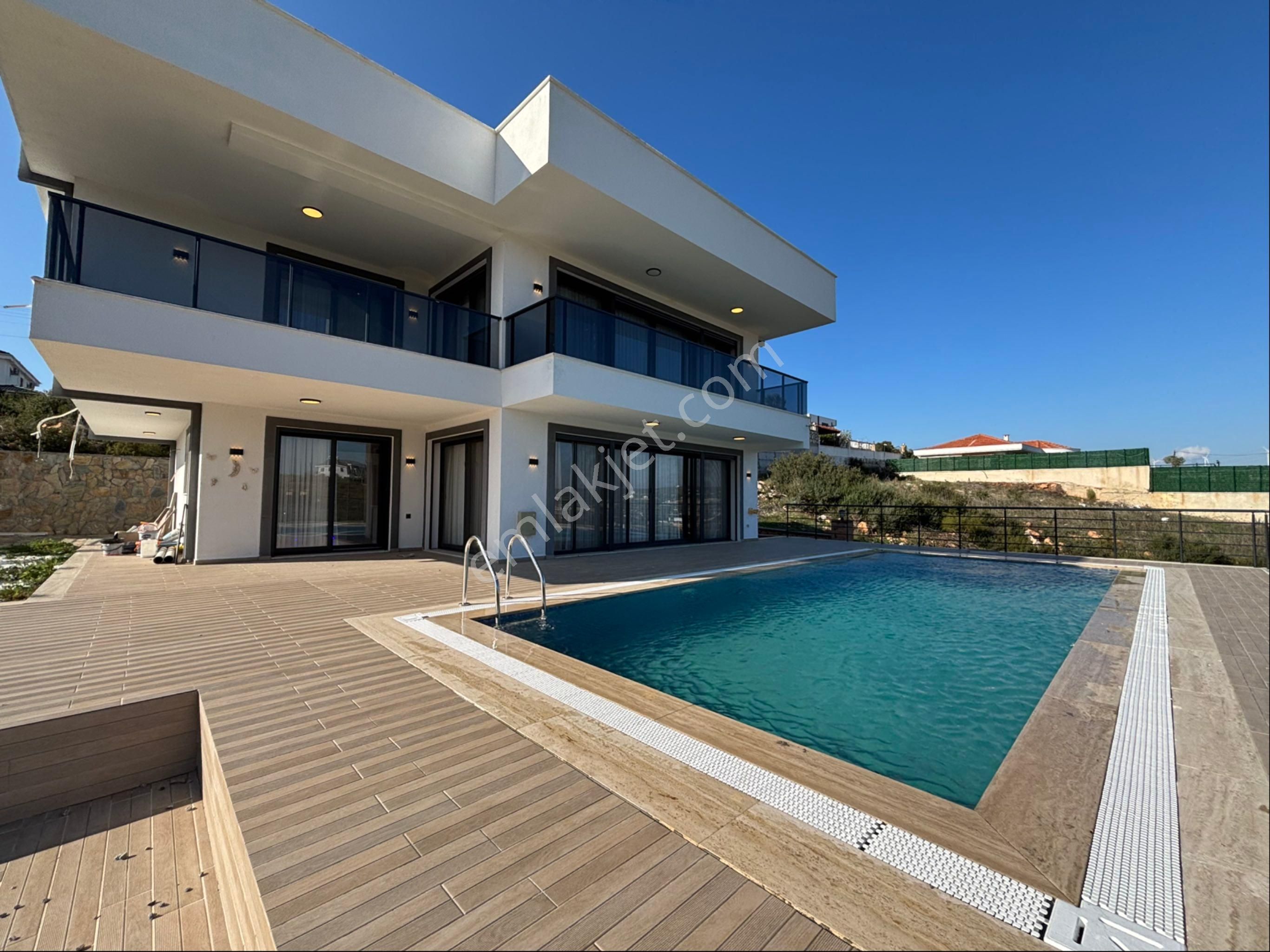 Didim Yeşiltepede Satılık 5+1 Tam Müstakil Villa - Görsel 14