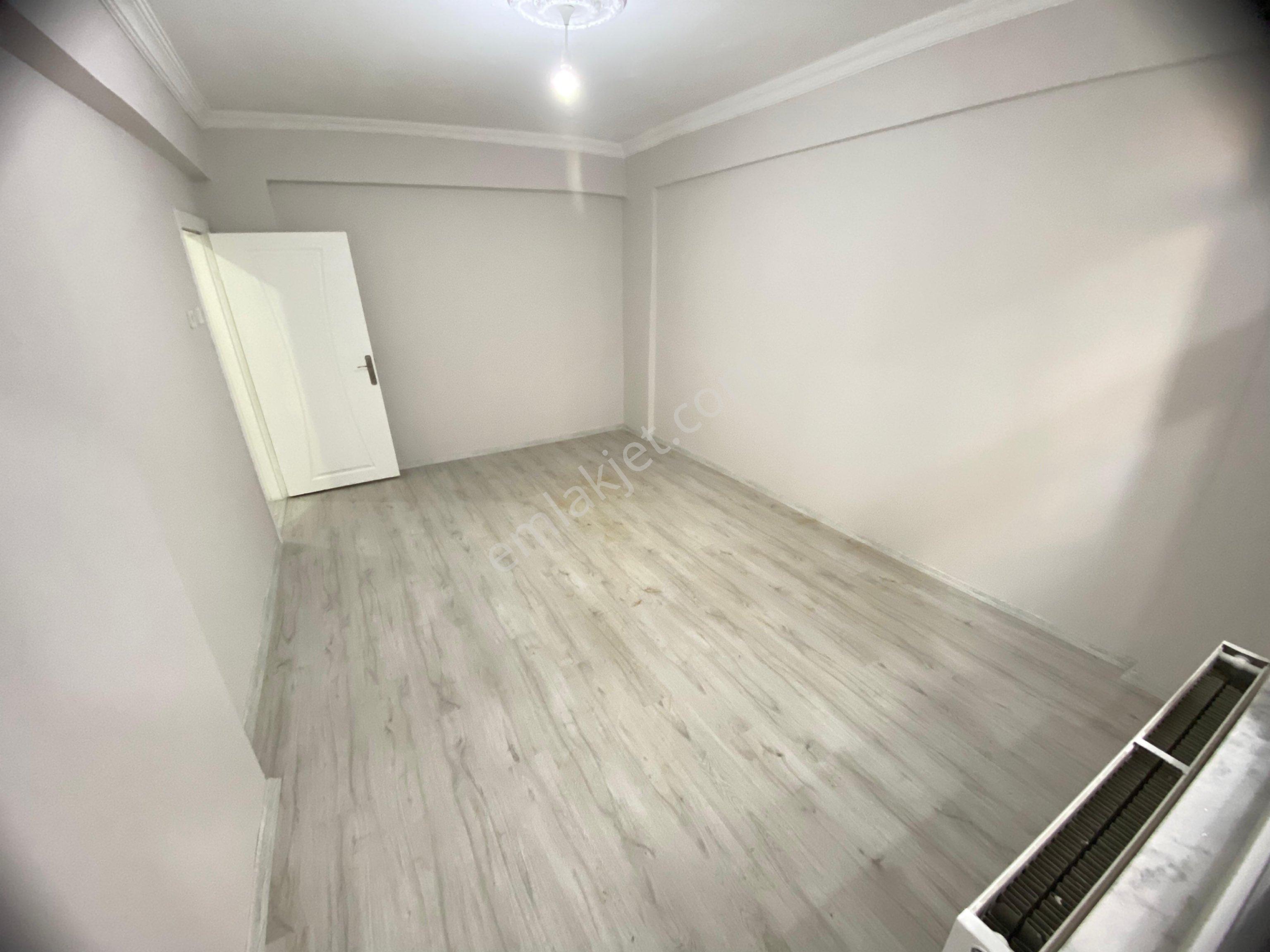 Furkan Emlaktan Rasathane Mh. 2+1 2.kat 120m2 3 Balkonlu İçi Full Yapılı Satılık Arakat Fırsat Daire - Görsel 12