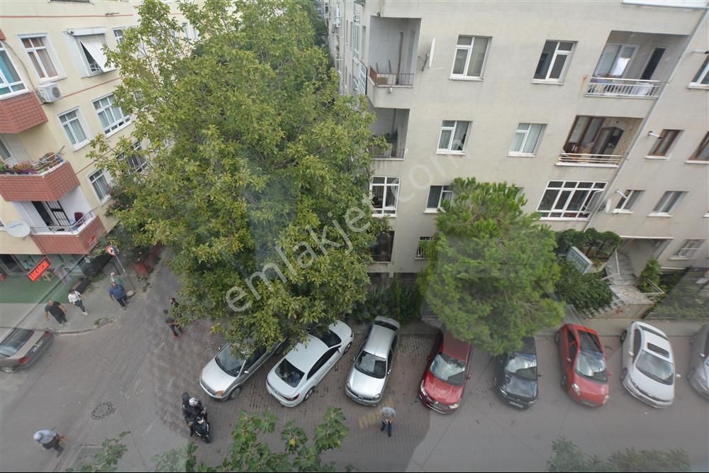 Avcılar Merkez Postane Sokağı Satılık 3+1 Geniş Mt² Daire - Görsel 2