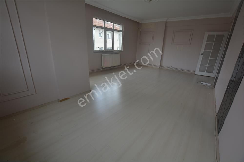 Avcılar Merkez Postane Sokağı Satılık 3+1 Geniş Mt² Daire - Görsel 22