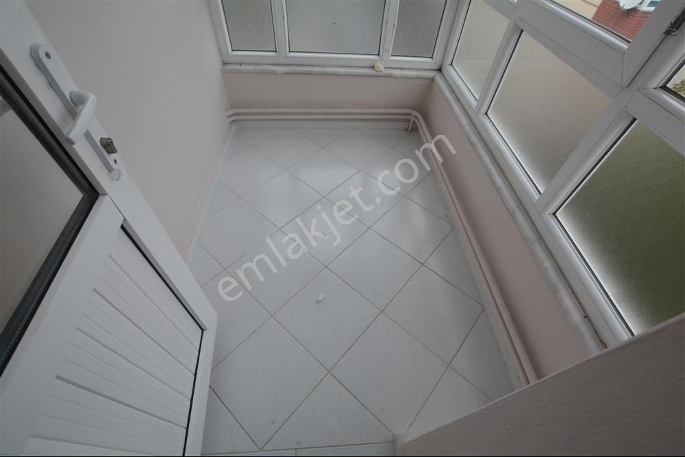 Avcılar Merkez Postane Sokağı Satılık 3+1 Geniş Mt² Daire - Görsel 10