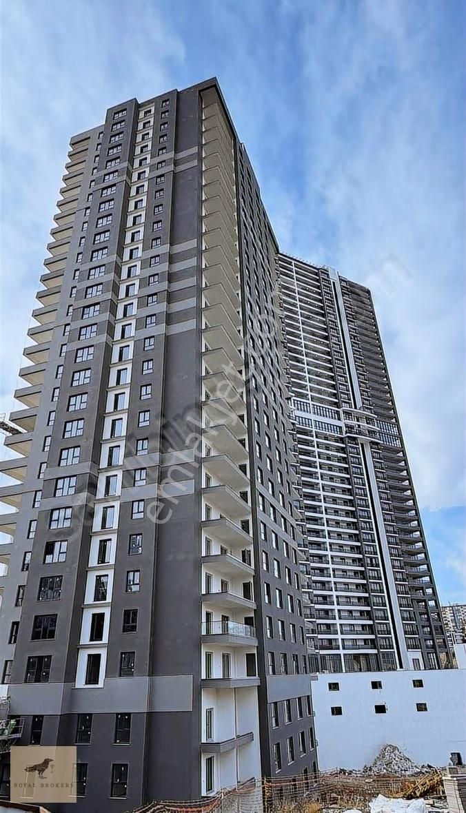 Yukarı Dikmen'de 4+1 Lüks Daire Mayıs Sonu Teslim