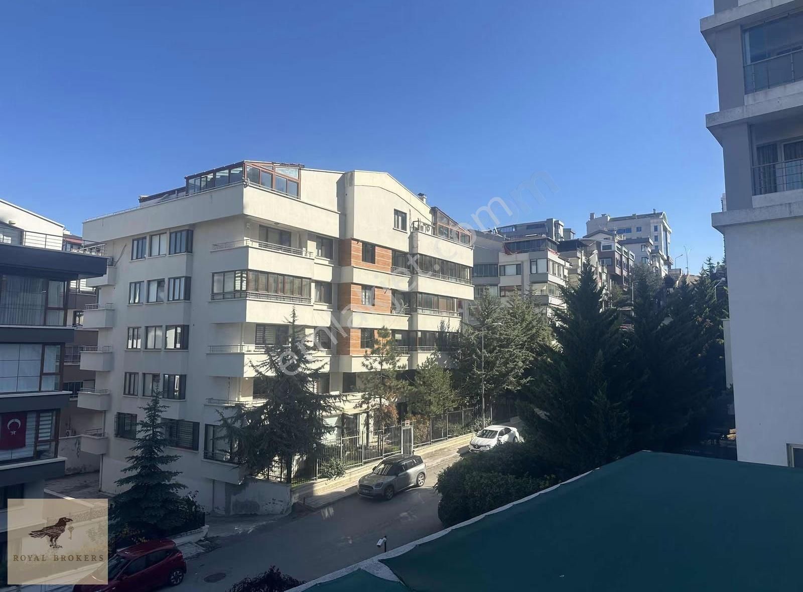 Kiralık,hilal'de Site İçerisinde Eşyalı 1+1 Ara Kat - Görsel 5