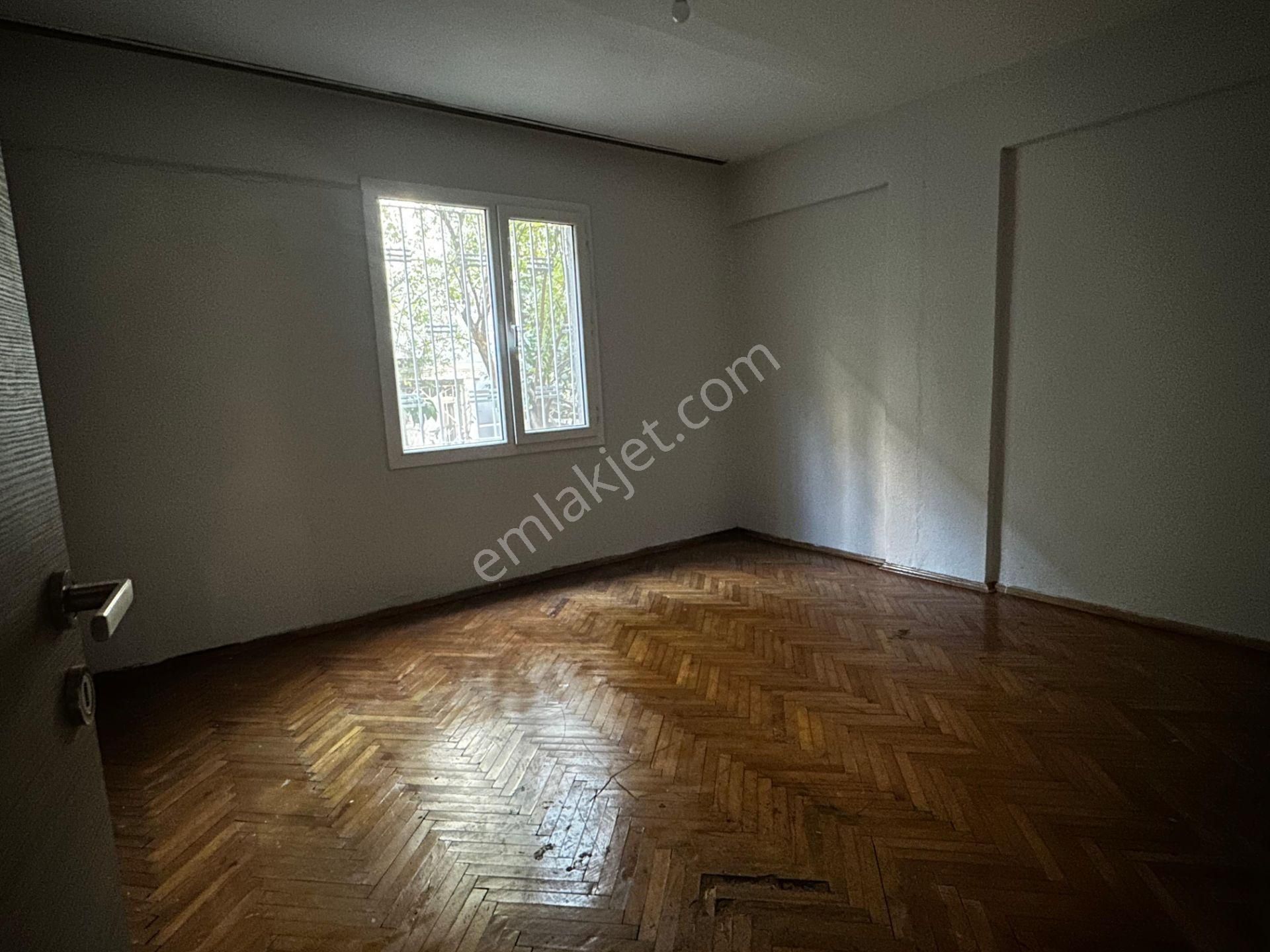 Turpa Konumev Gayrimenkul'den Karabağlar Selvili'de Kiralık Daire 3+1 - Görsel 6