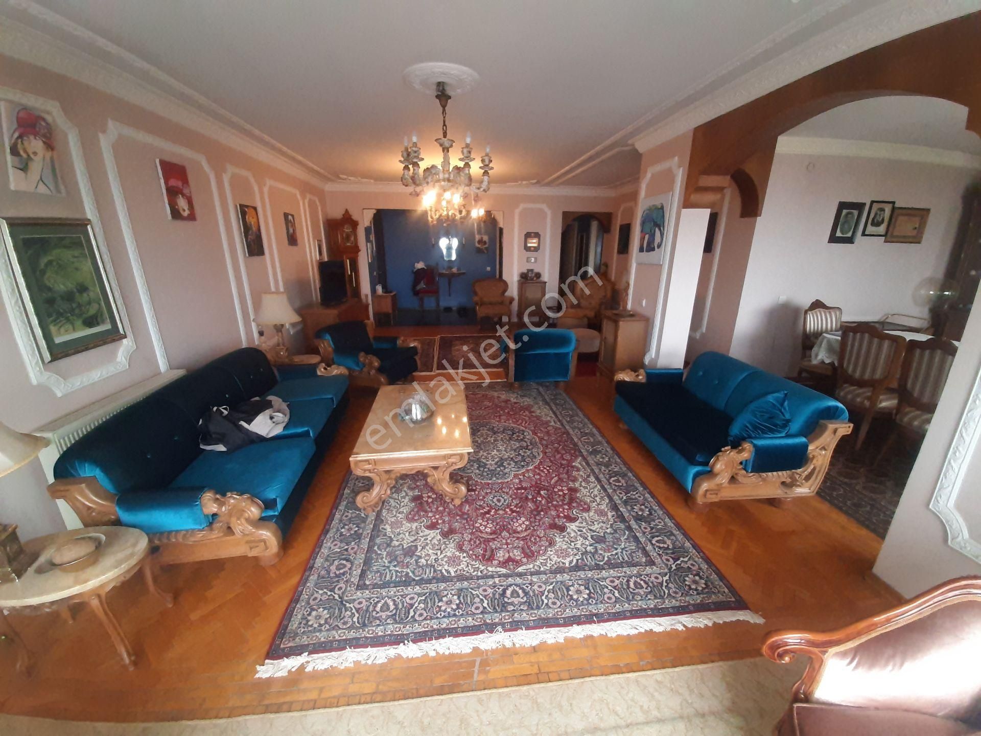 Konak Hatay Hakimevlerinde 3+1 Muhteşem Deniz Manzaralı Satılık Daire - Görsel 8