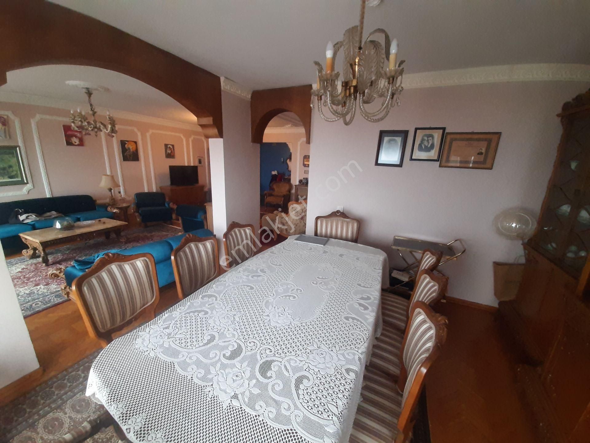 Konak Hatay Hakimevlerinde 3+1 Muhteşem Deniz Manzaralı Satılık Daire - Görsel 10