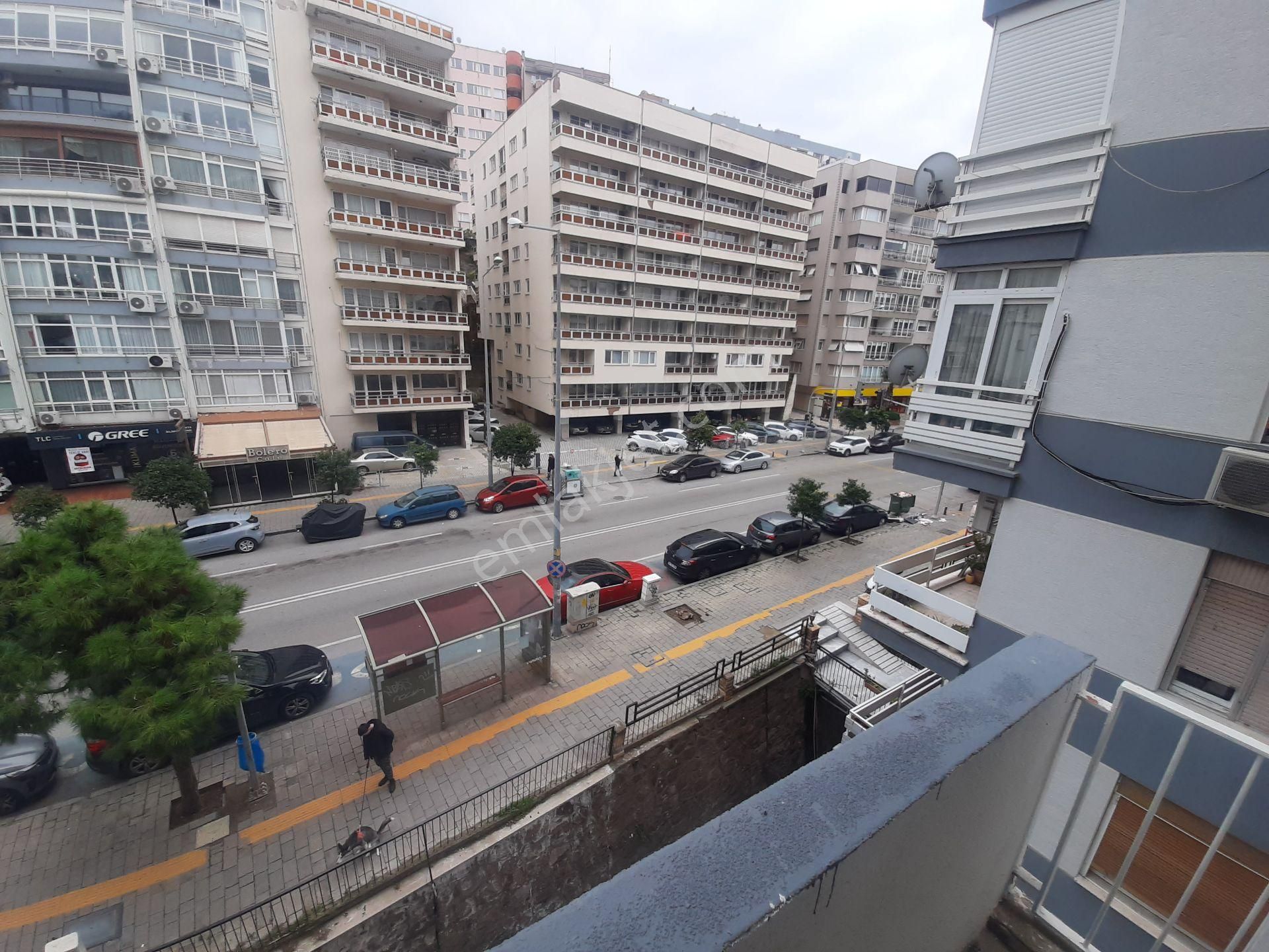 Konak Hatay Hakimevlerinde 3+1 Muhteşem Deniz Manzaralı Satılık Daire - Görsel 26