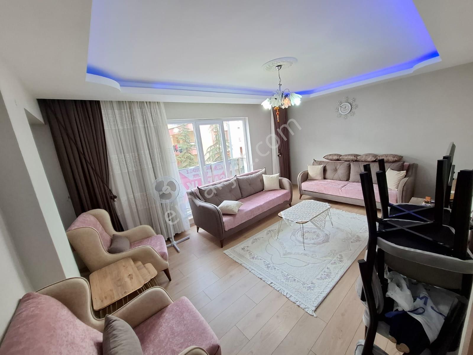 Trene Yakın Yeni Nina Asansörlü Ön Cephe 3+1 Satılık Daire - Görsel 3