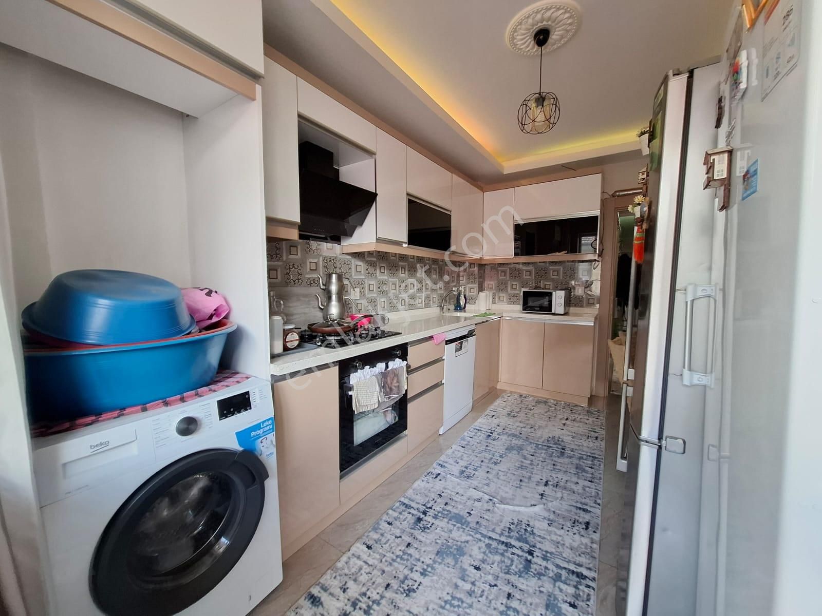 Trene Yakın Yeni Nina Asansörlü Ön Cephe 3+1 Satılık Daire - Görsel 4