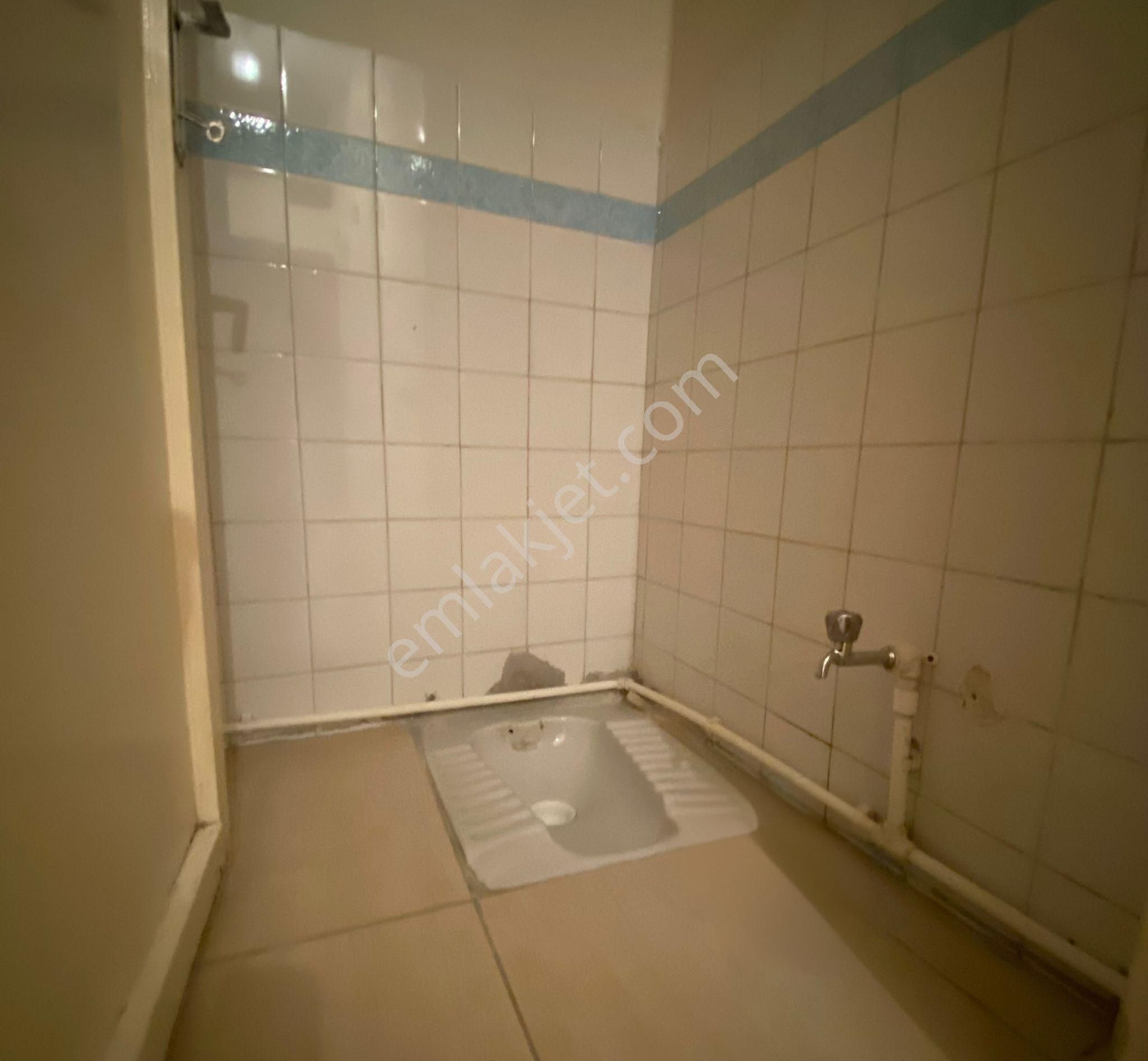 Çengelköy Ordu Caddesi 'nde Yüksek Arsa Paylı 2+1 Satılık Daire - Görsel 24