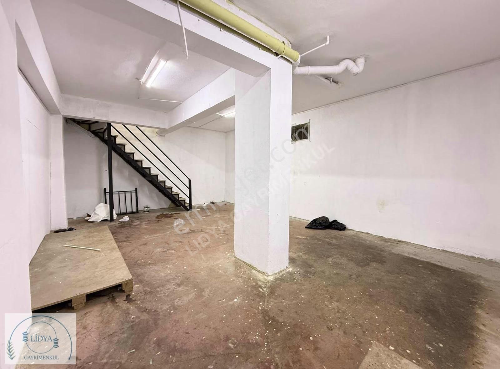 Akyazı Cad. Üzerinde | 120m² | Alt Kat Depolu Boş Dükkan - Görsel 19