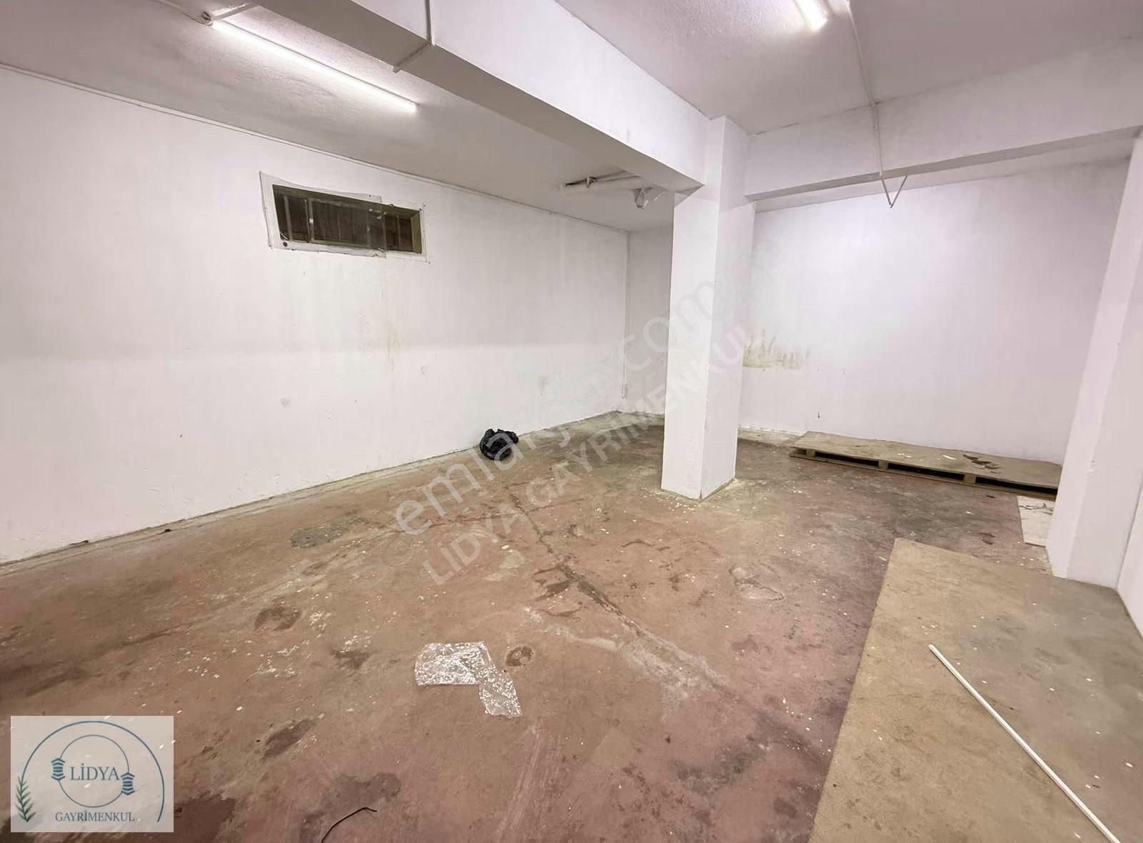 Akyazı Cad. Üzerinde | 120m² | Alt Kat Depolu Boş Dükkan - Görsel 18