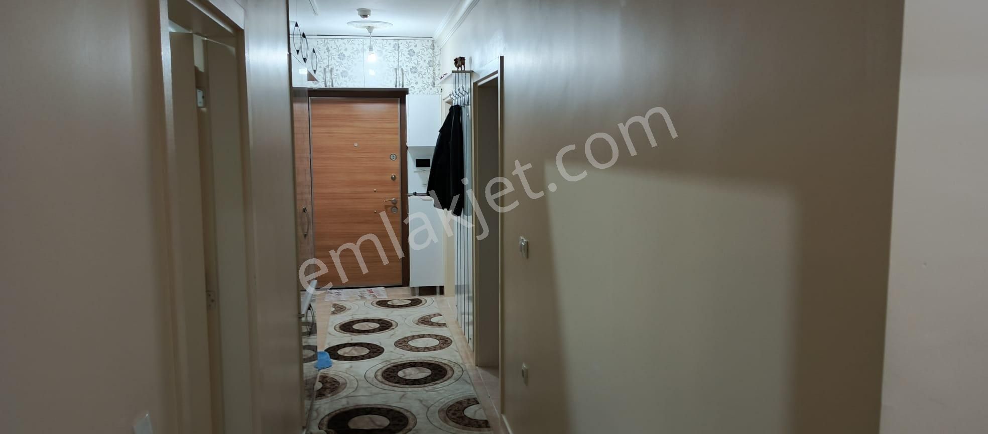 Ahi Mesut Simge Şehir Sitesinde Ferah 3+1 Aile Dairesi - Görsel 3