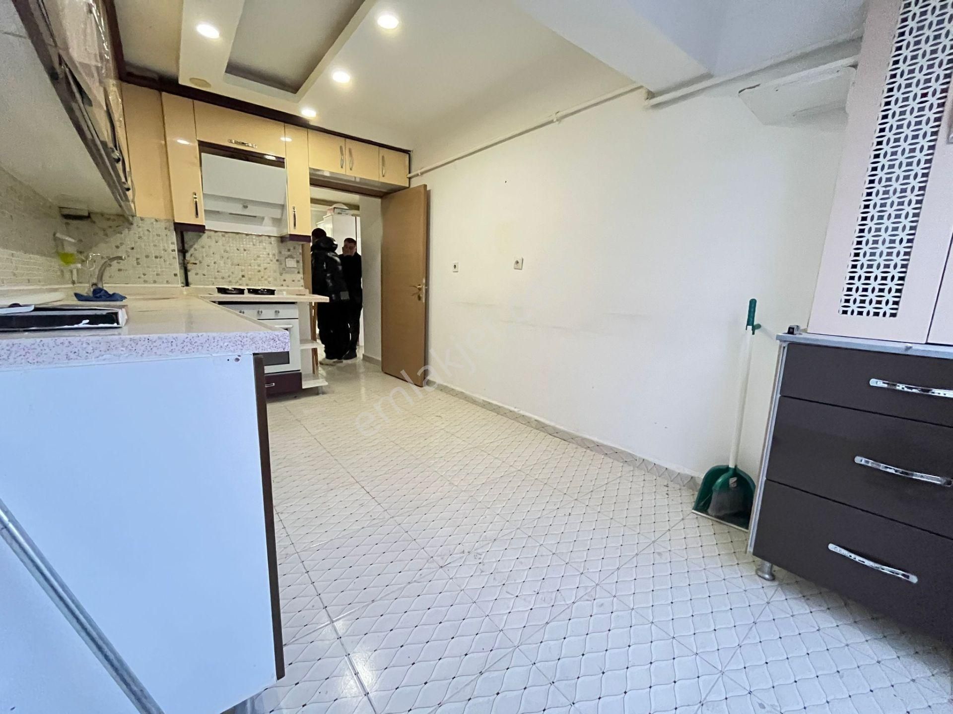 F. Korutürk Mah. Natoyolu Cadde 1 Bina Ful+full Geniş Yapılı 3+1 - Görsel 7