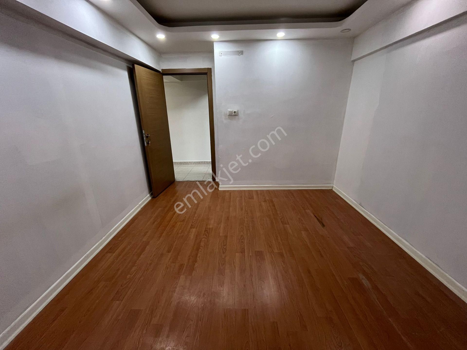 F. Korutürk Mah. Natoyolu Cadde 1 Bina Ful+full Geniş Yapılı 3+1 - Görsel 21