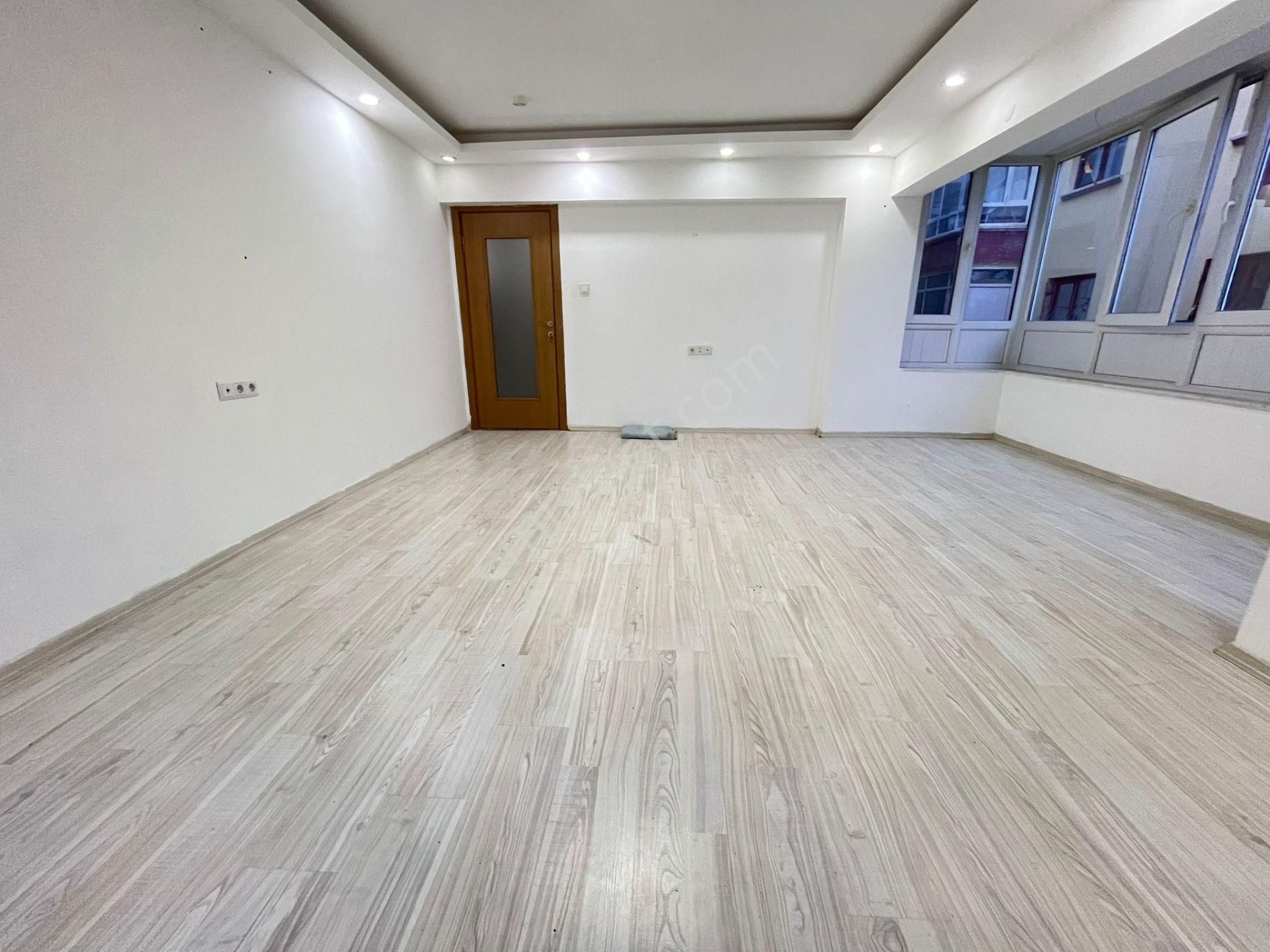 F. Korutürk Mah. Natoyolu Cadde 1 Bina Ful+full Geniş Yapılı 3+1 - Görsel 13