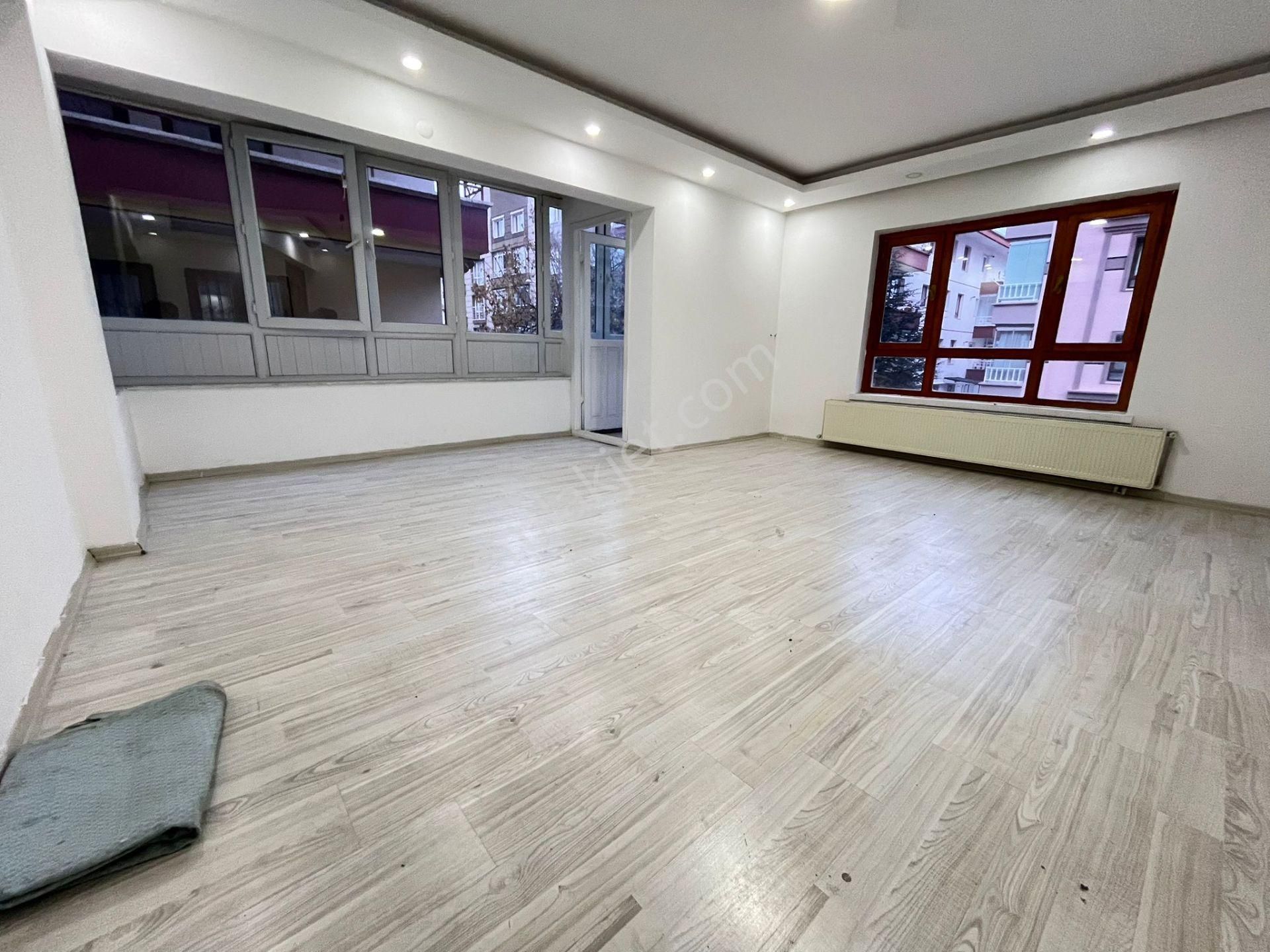 F. Korutürk Mah. Natoyolu Cadde 1 Bina Ful+full Geniş Yapılı 3+1 - Görsel 11