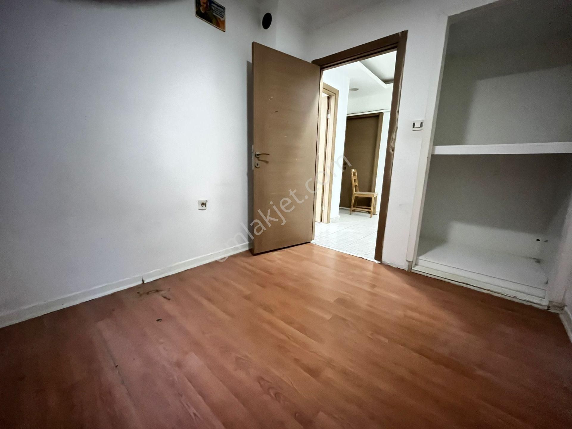 F. Korutürk Mah. Natoyolu Cadde 1 Bina Ful+full Geniş Yapılı 3+1 - Görsel 20