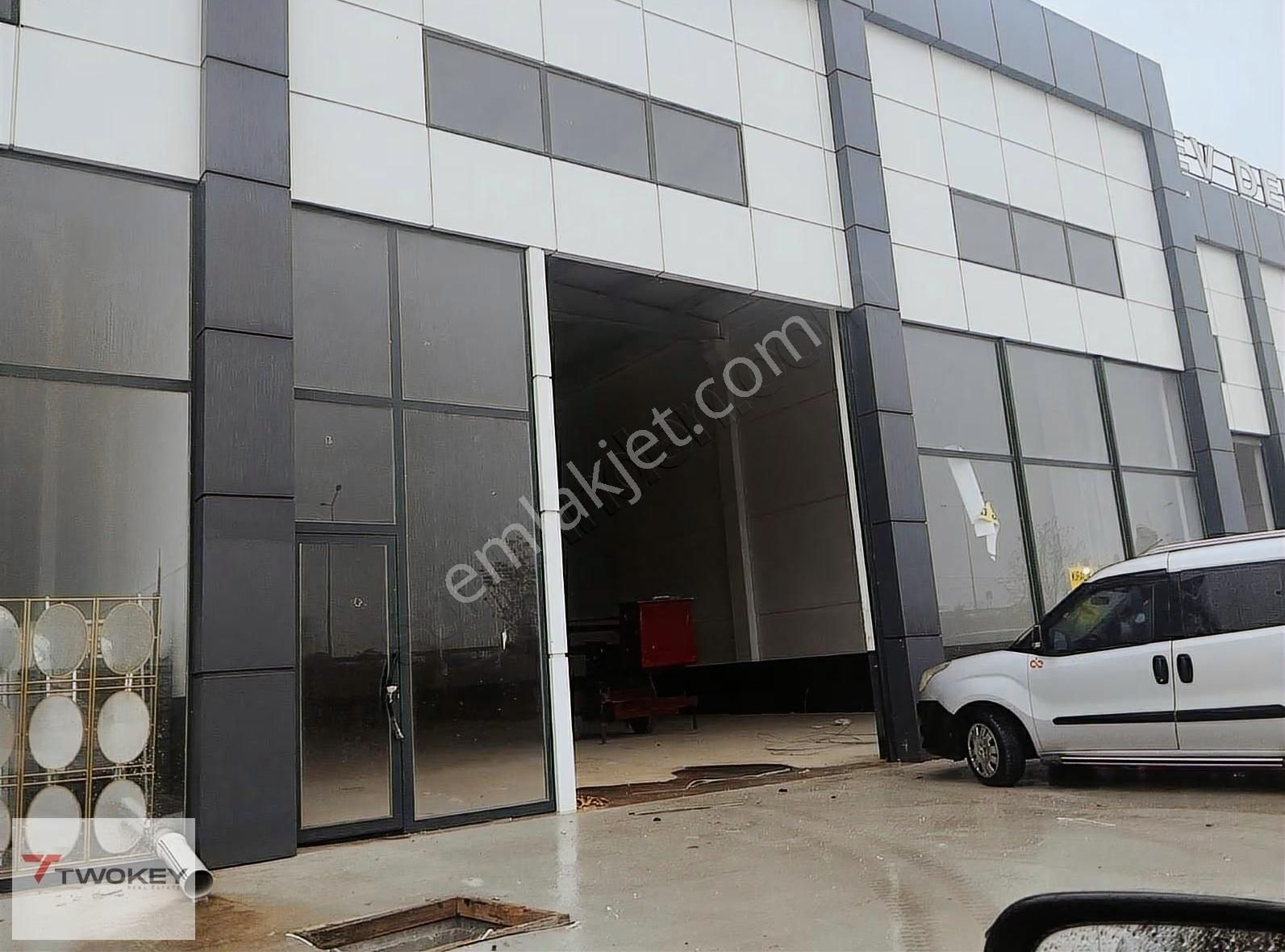 Twokey Den İzmir Çevre Yolu Üzeri Kiralık Hol - Görsel 2