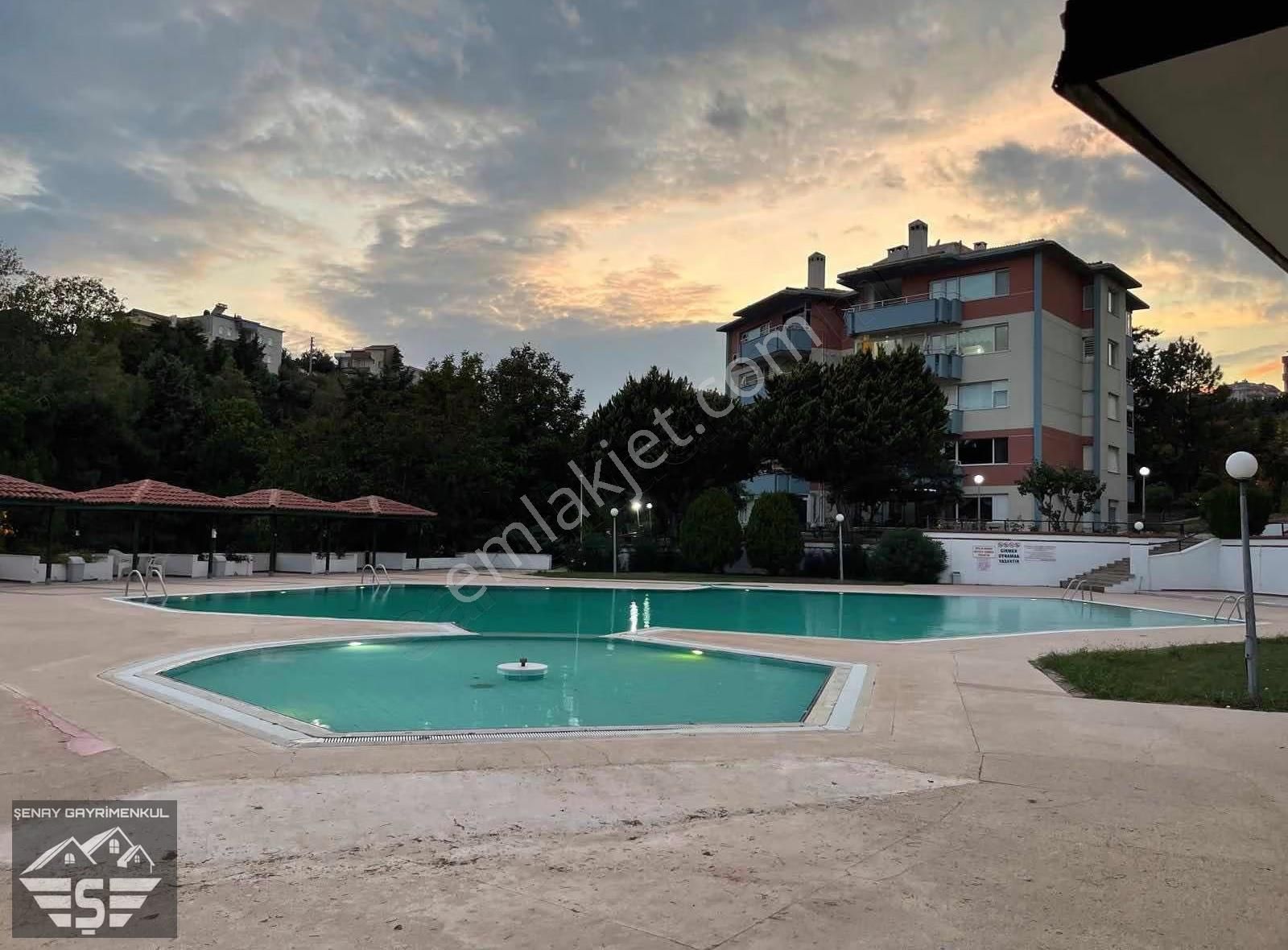 Tekirdağ Topağaç Bölgesinde Havuzlu Site İçinde Daire